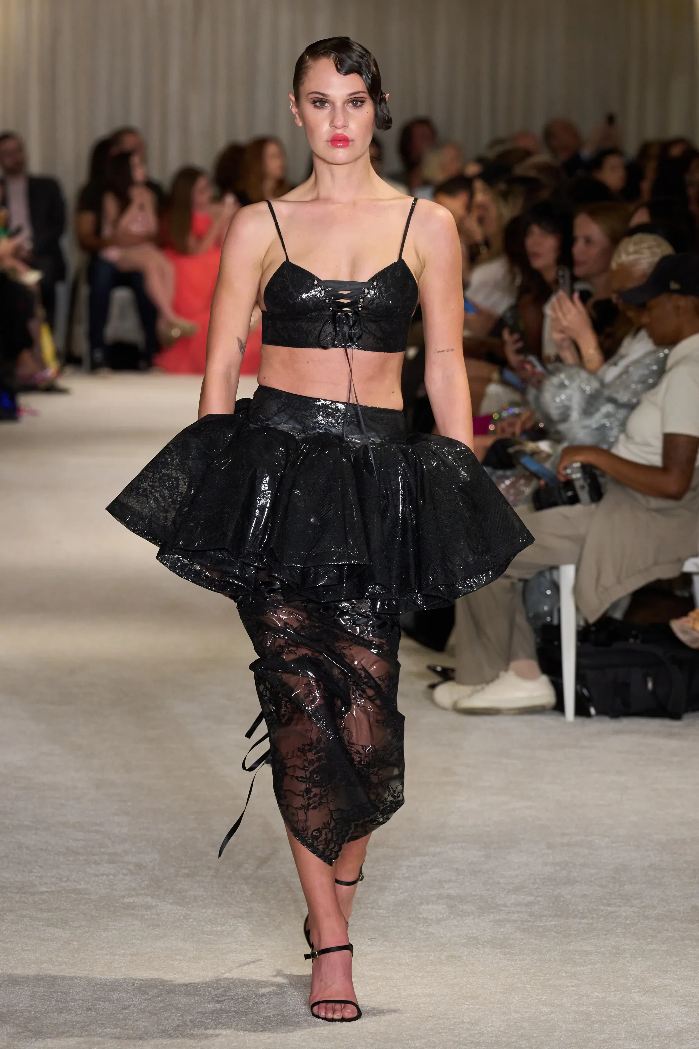 00032-christian-siriano-spring-2026-ready-to-wear-credit-gorunway.webp