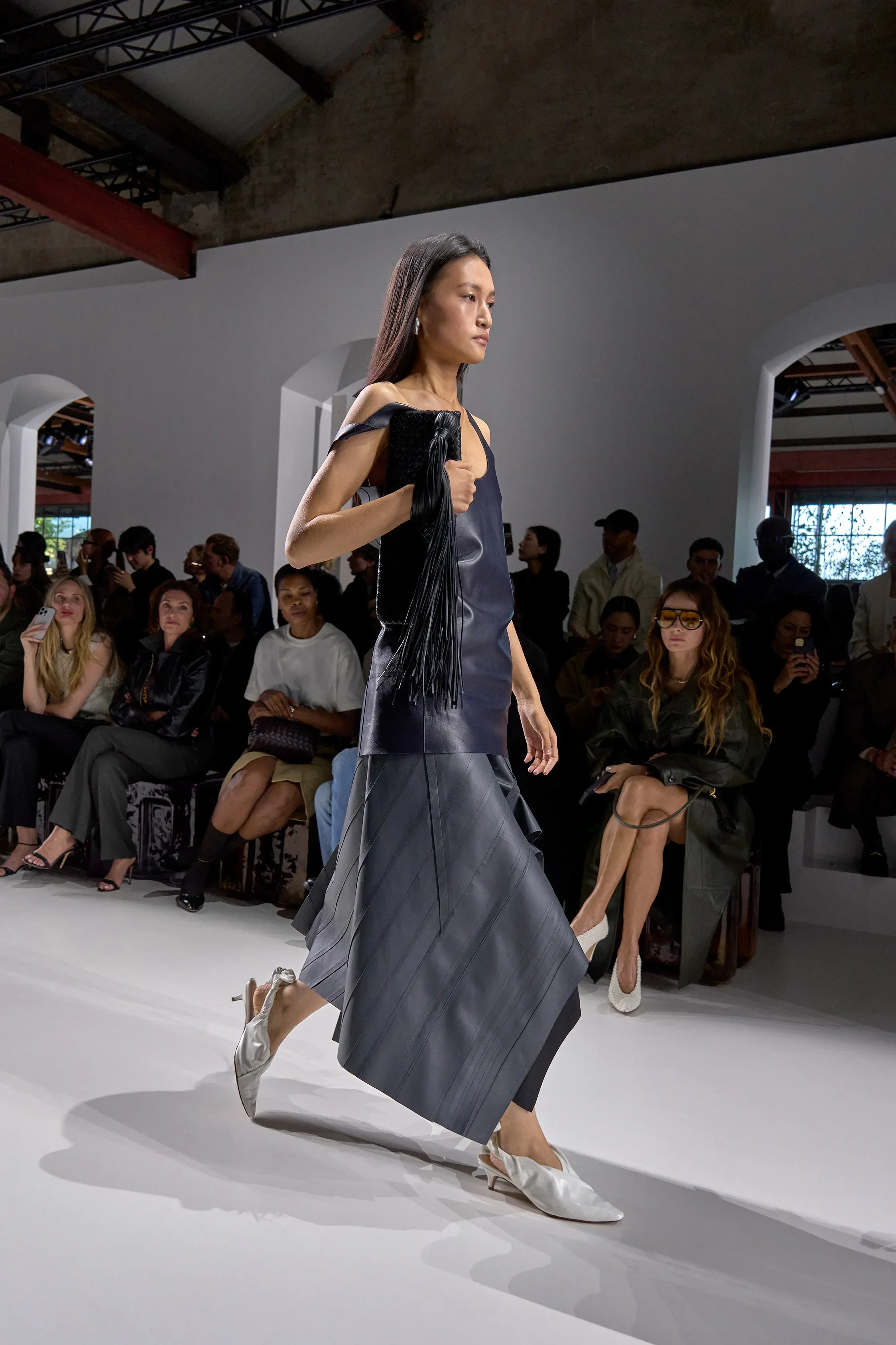 00064-bottega-veneta-spring-2026-ready-to-wear-credit-gorunway.webp
