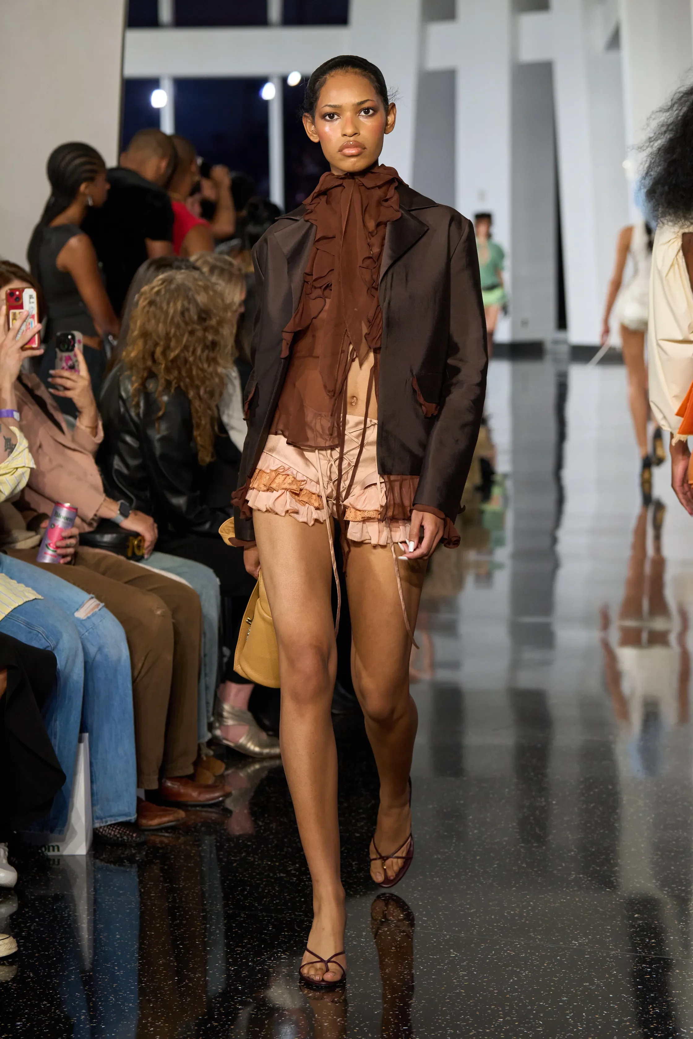 00011-kim-shui-spring-2026-ready-to-wear-credit-gorunway.webp