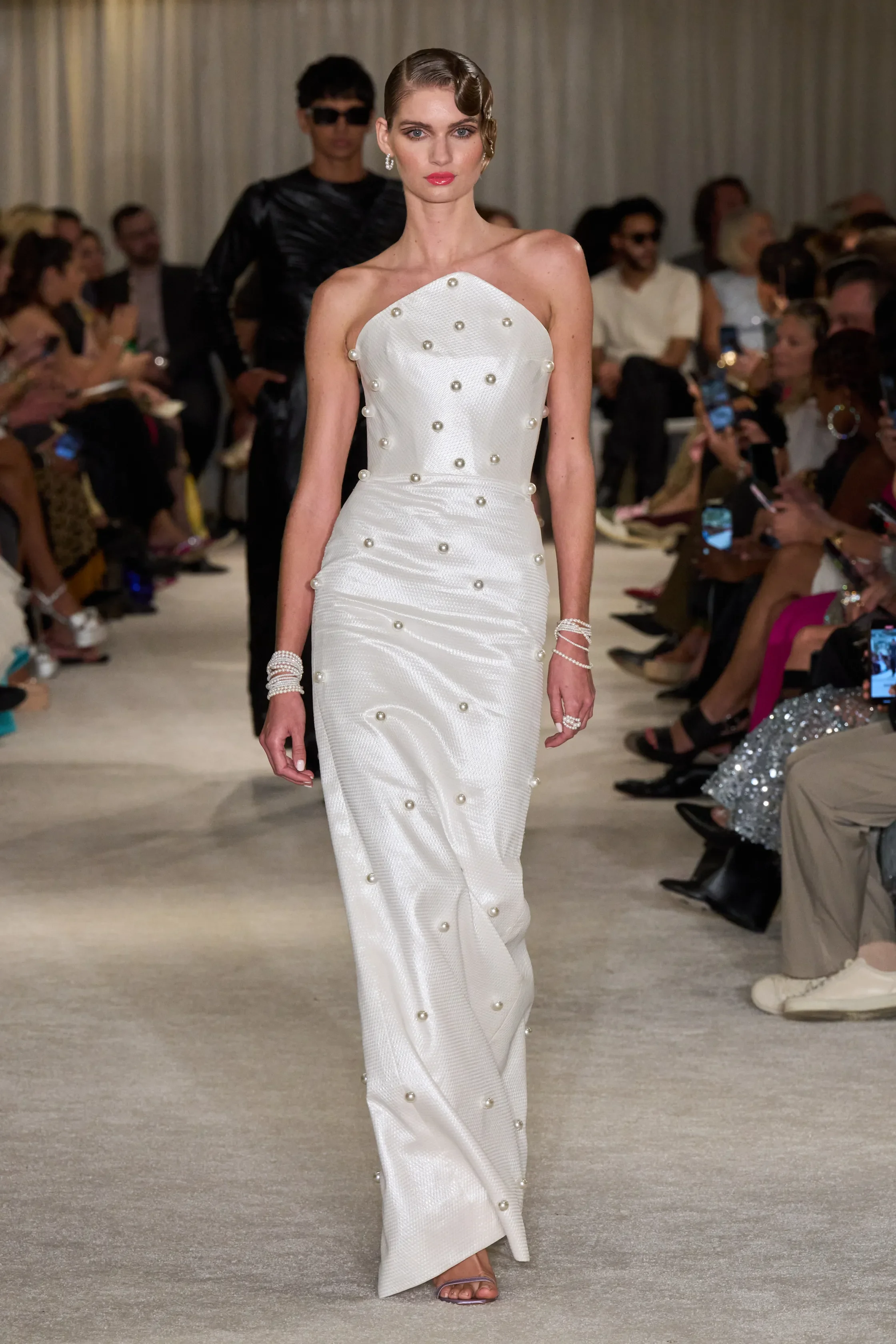 00028-christian-siriano-spring-2026-ready-to-wear-credit-gorunway.webp