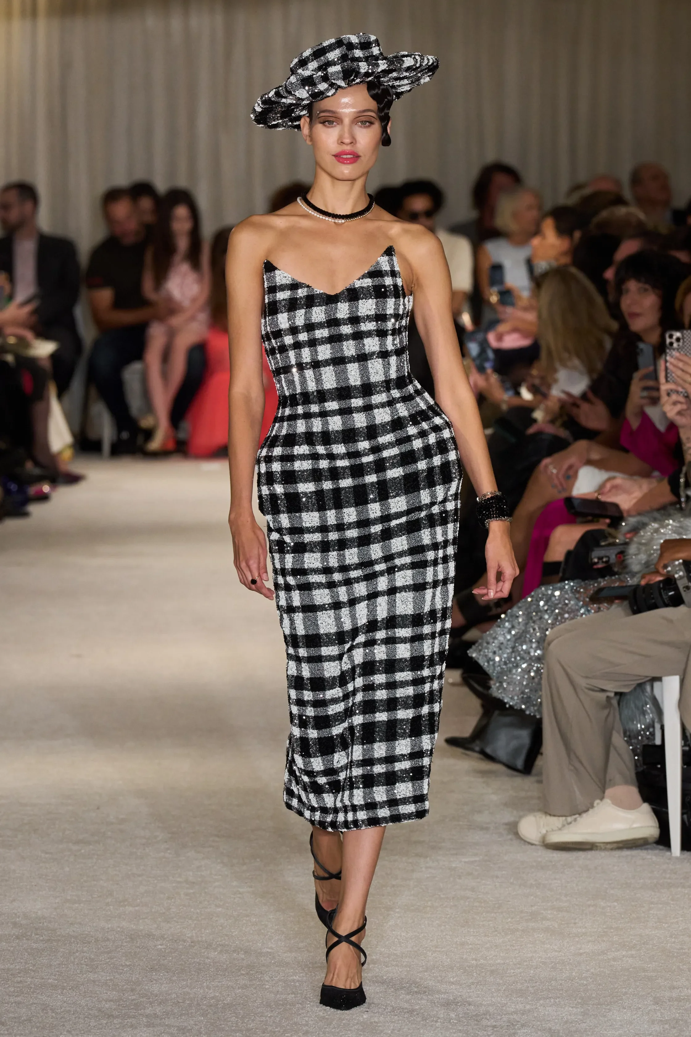 00044-christian-siriano-spring-2026-ready-to-wear-credit-gorunway.webp