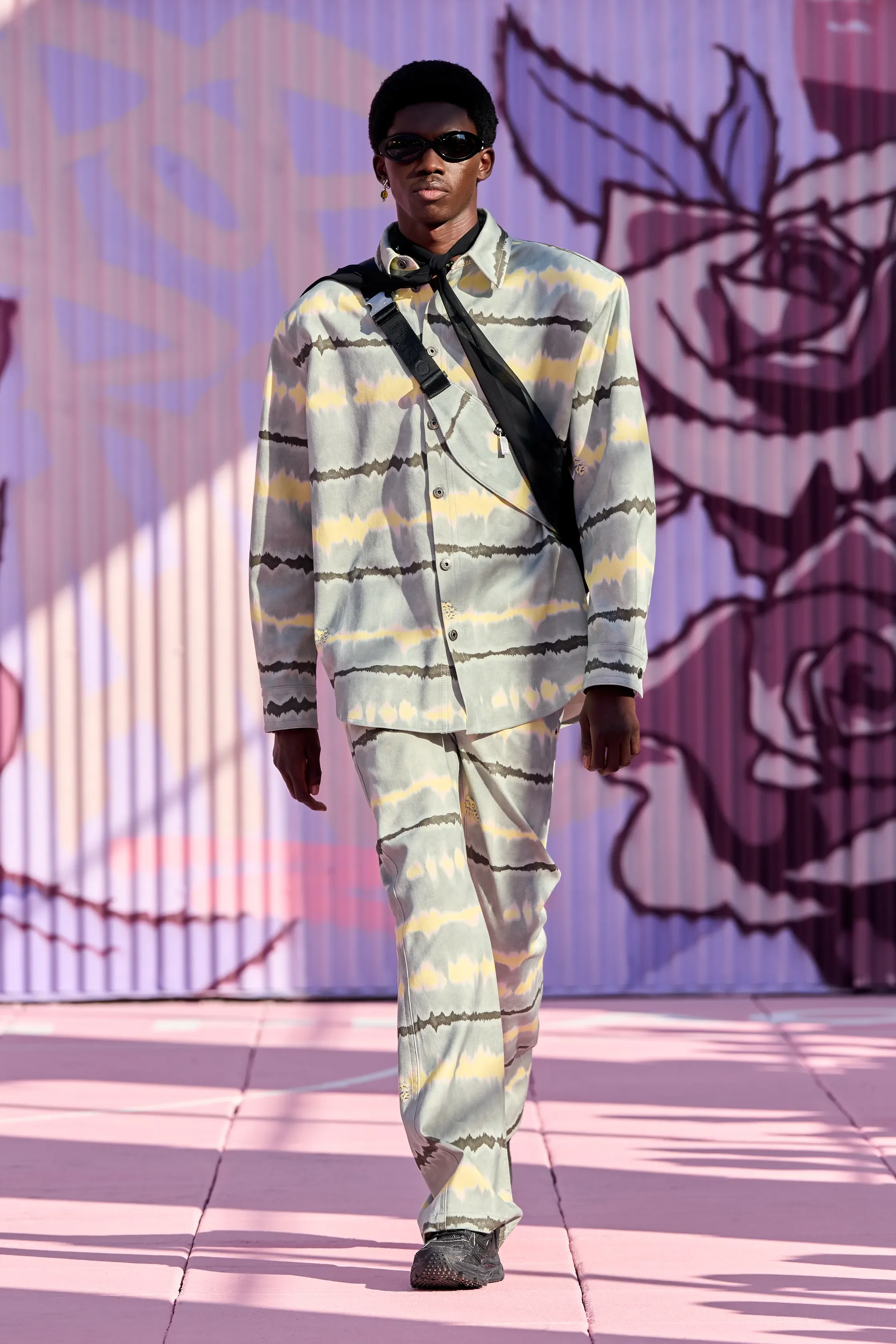 00033-off-white-spring-2026-ready-to-wear-credit-gorunway.webp