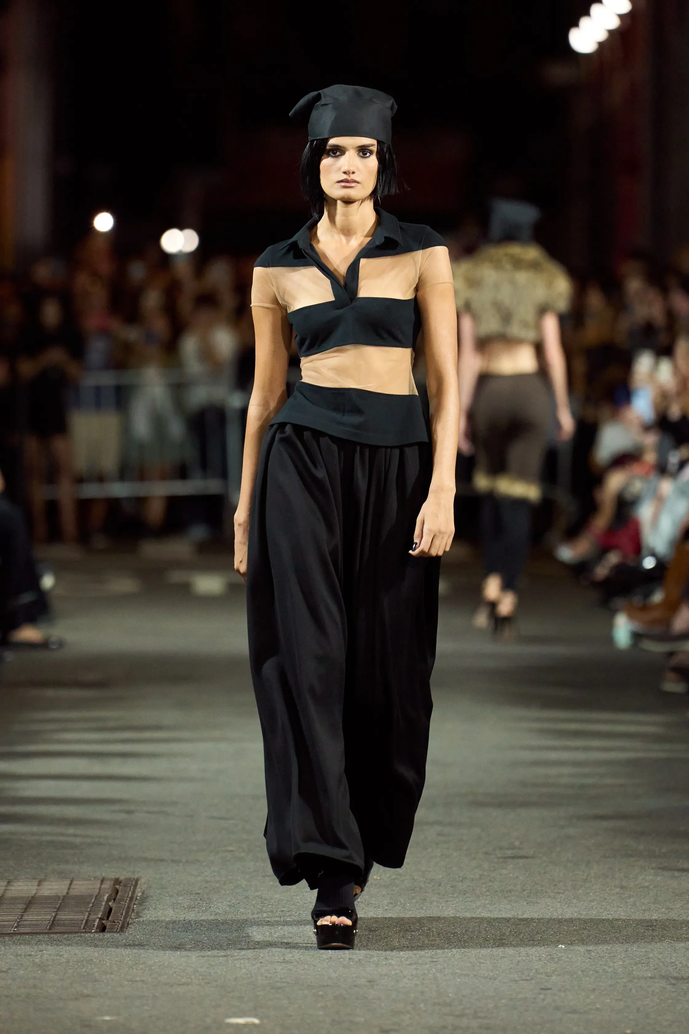 00016-christian-cowan-spring-2026-ready-to-wear-credit-gorunway.webp