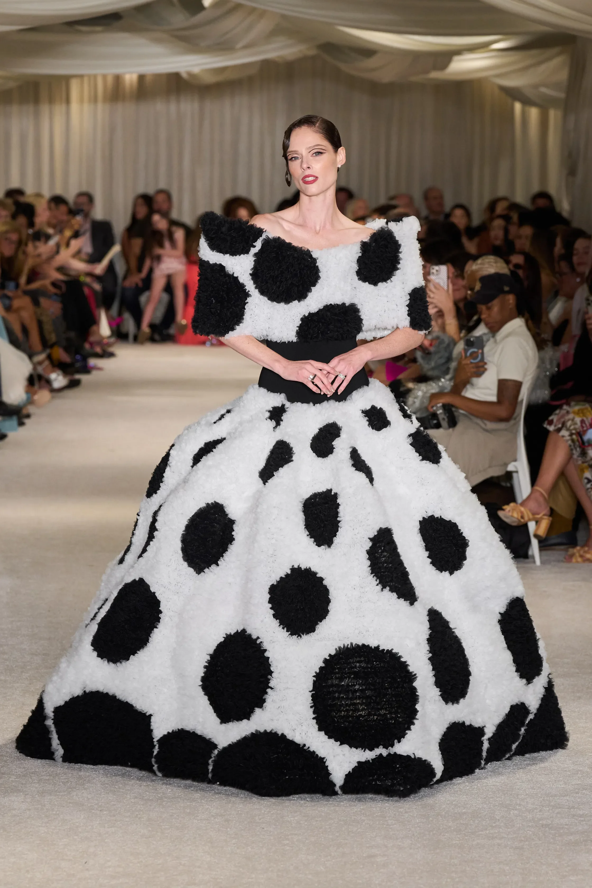 00061-christian-siriano-spring-2026-ready-to-wear-credit-gorunway.webp