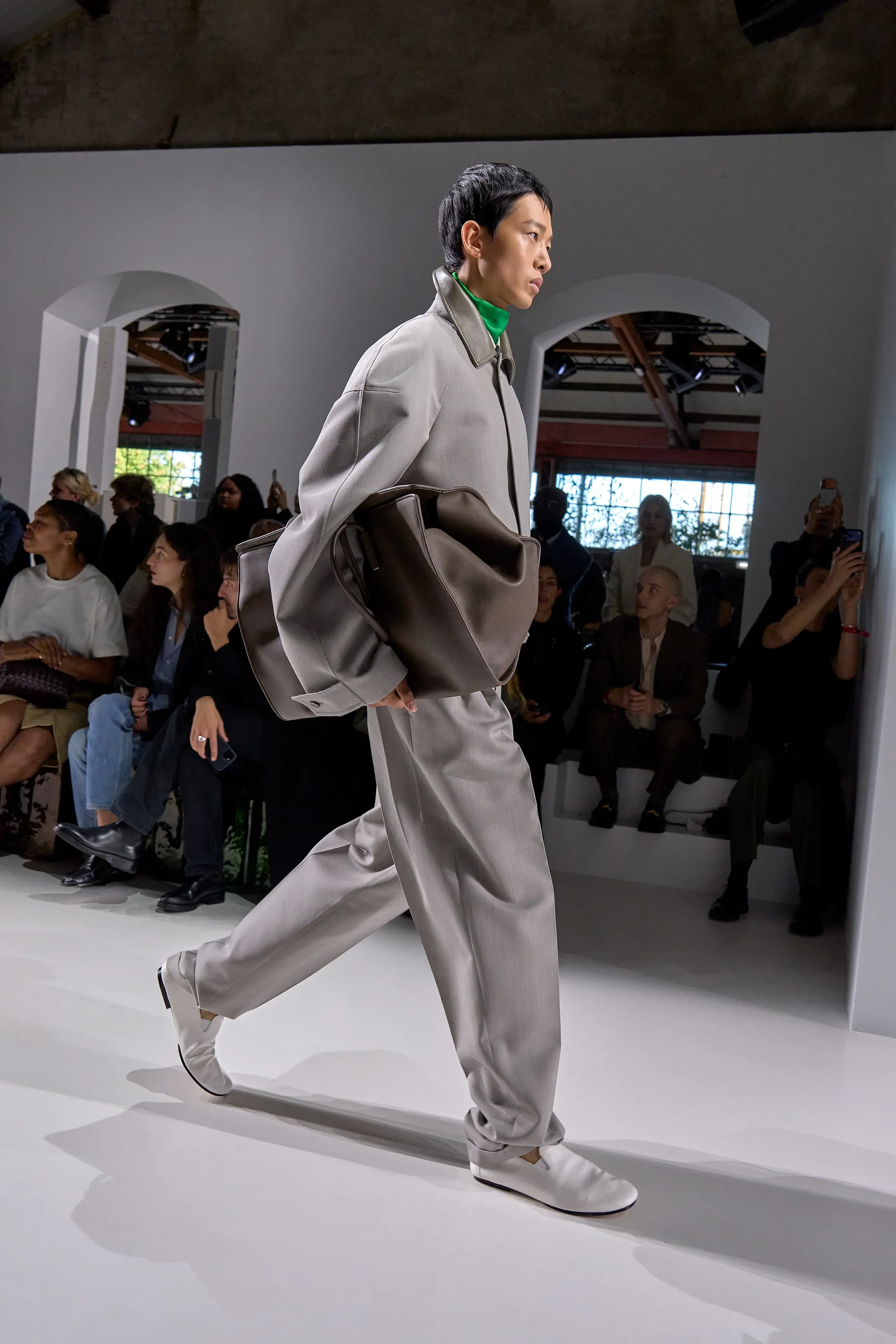 00041-bottega-veneta-spring-2026-ready-to-wear-credit-gorunway.webp