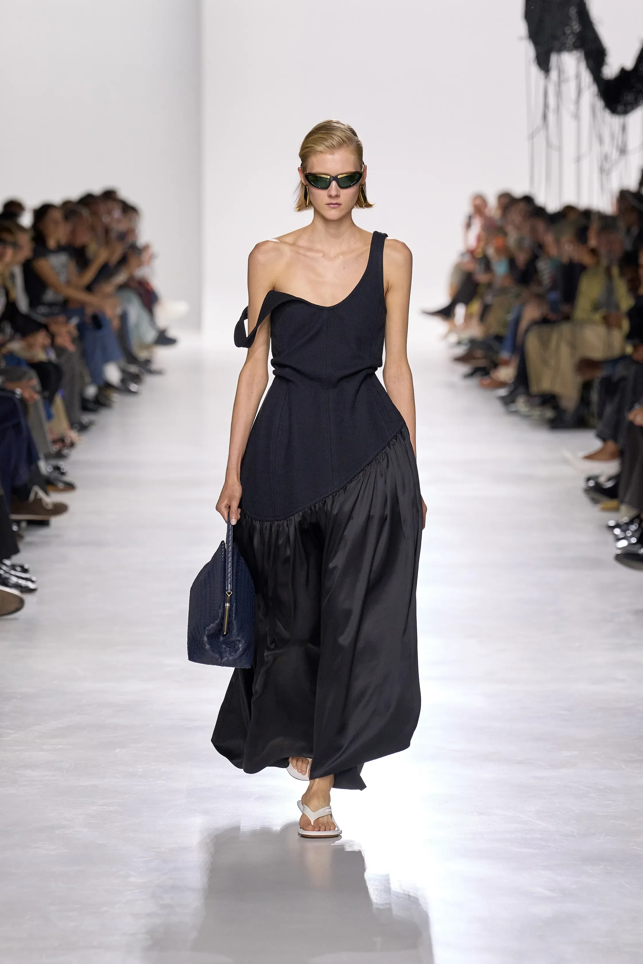 00067-bottega-veneta-spring-2026-ready-to-wear-credit-gorunway.webp