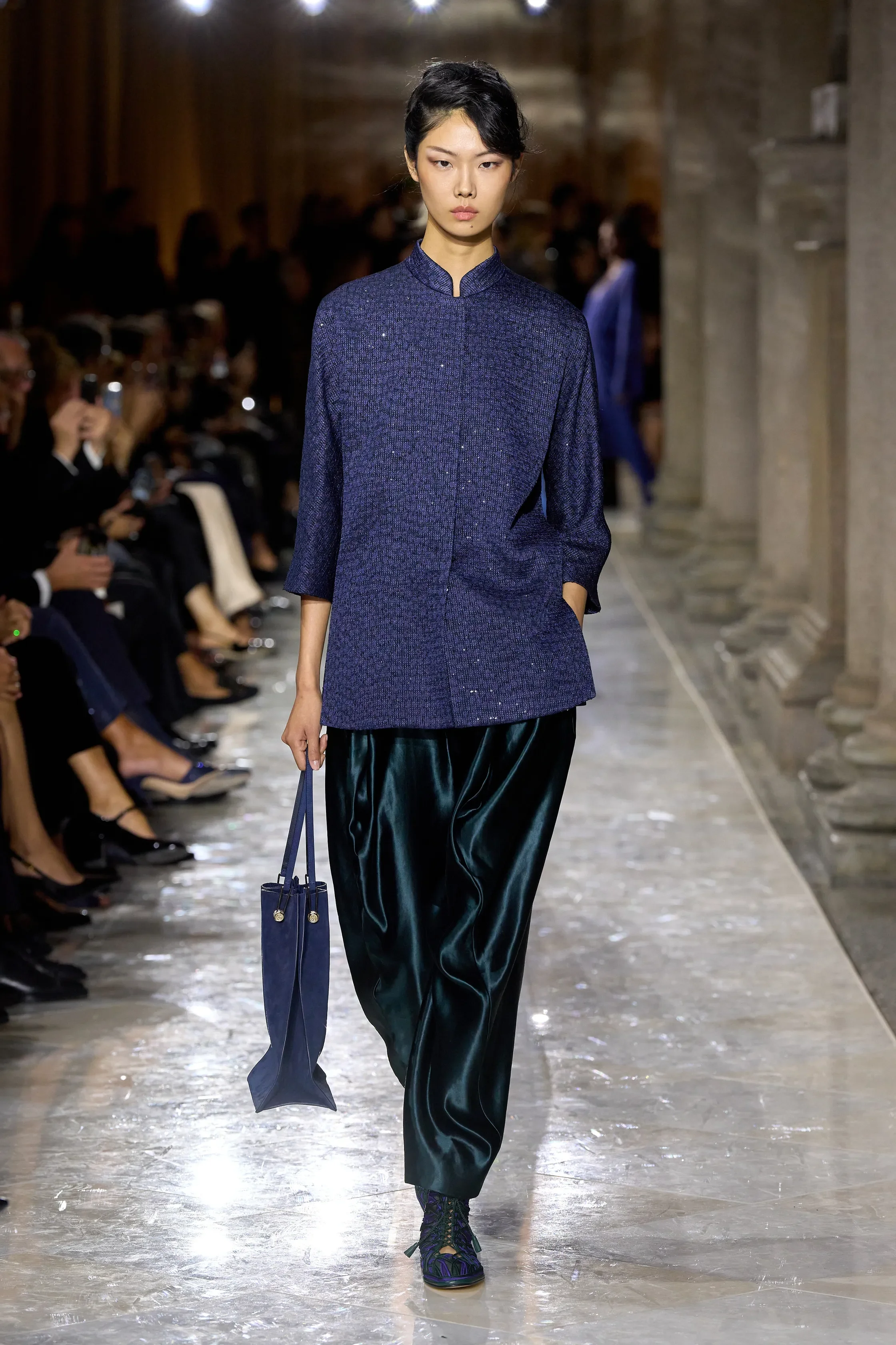 00045-giorgio-armani-spring-2026-ready-to-wear-credit-gorunway.webp