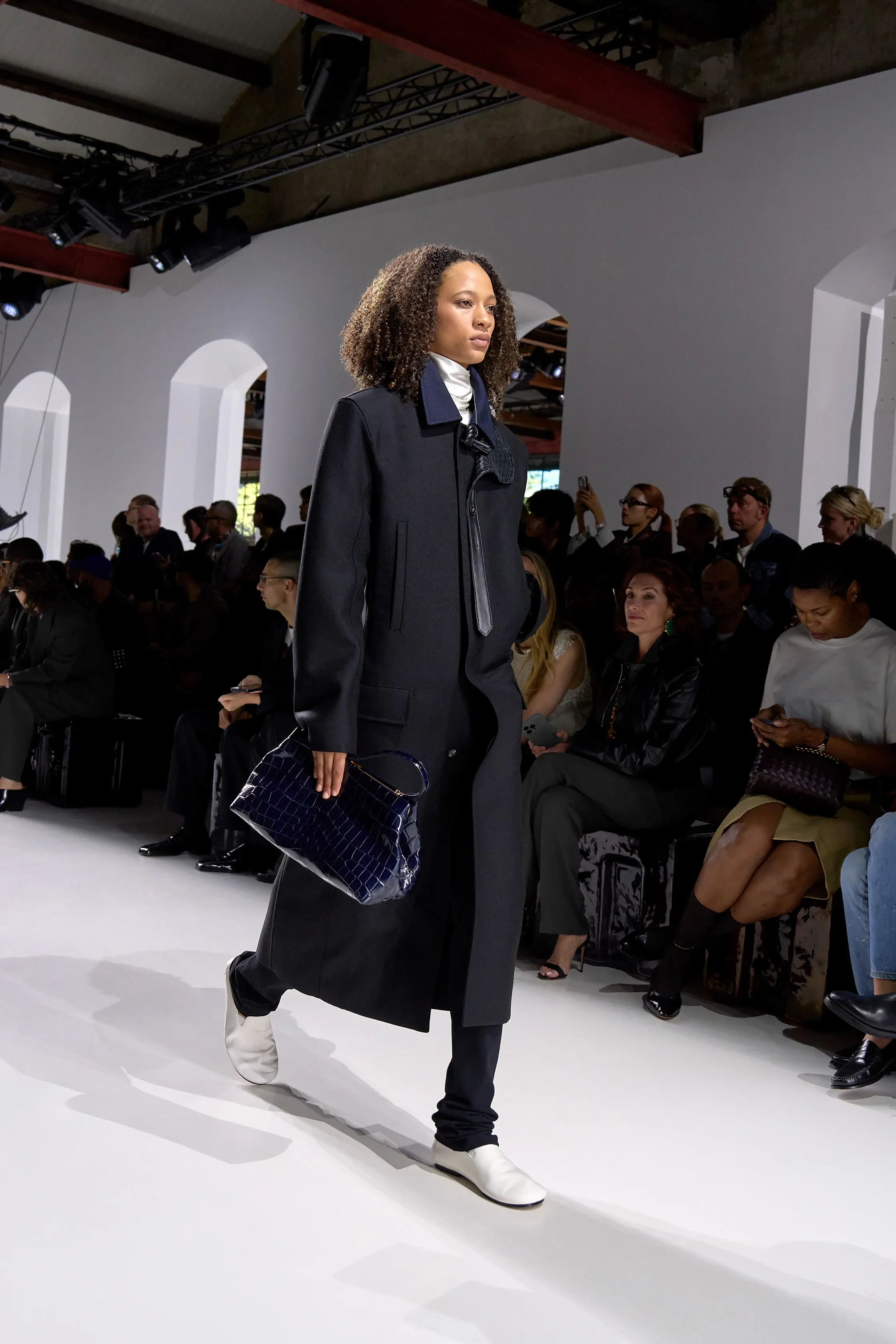00003-bottega-veneta-spring-2026-ready-to-wear-credit-gorunway.webp