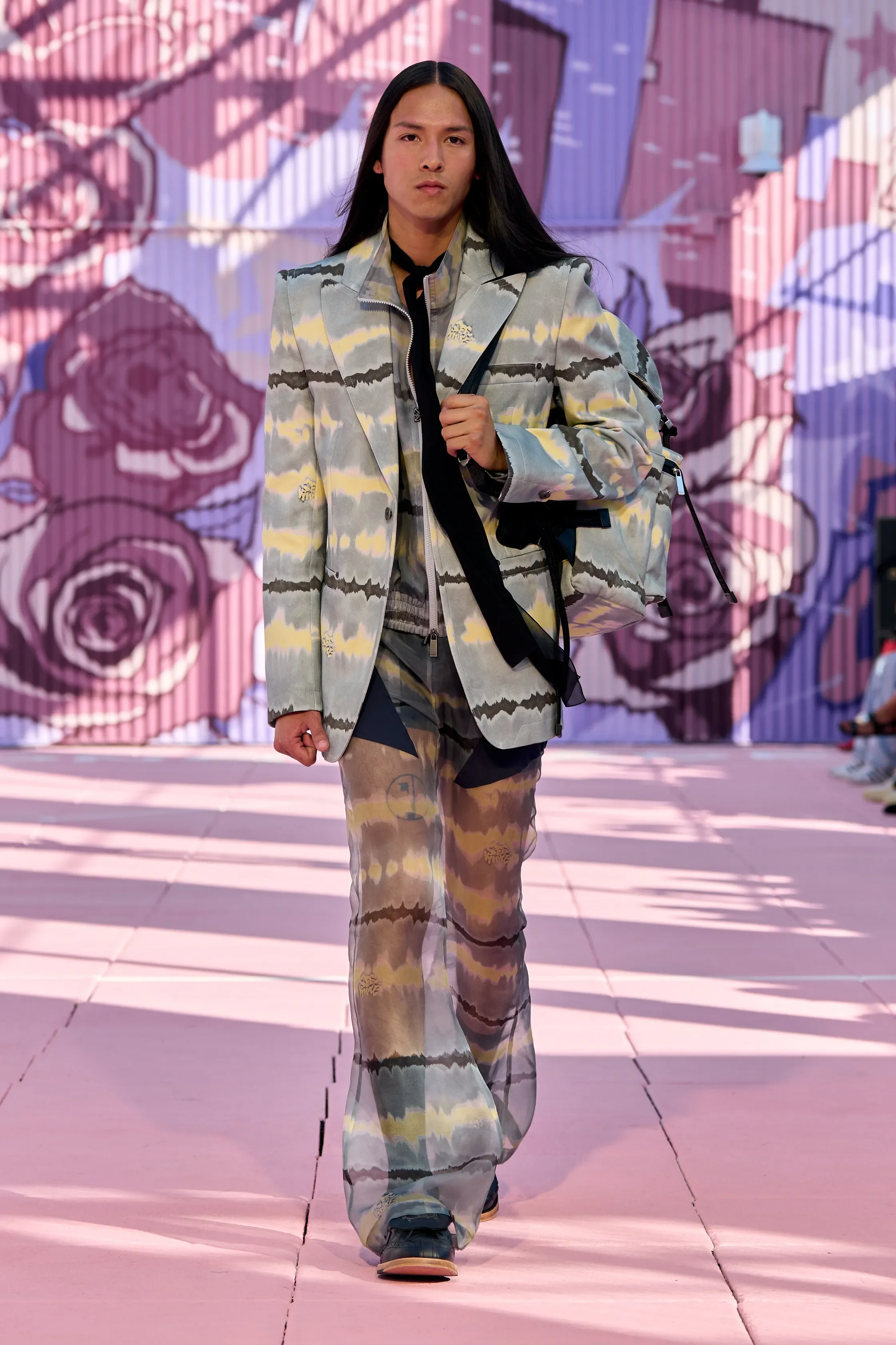 00035-off-white-spring-2026-ready-to-wear-credit-gorunway.webp