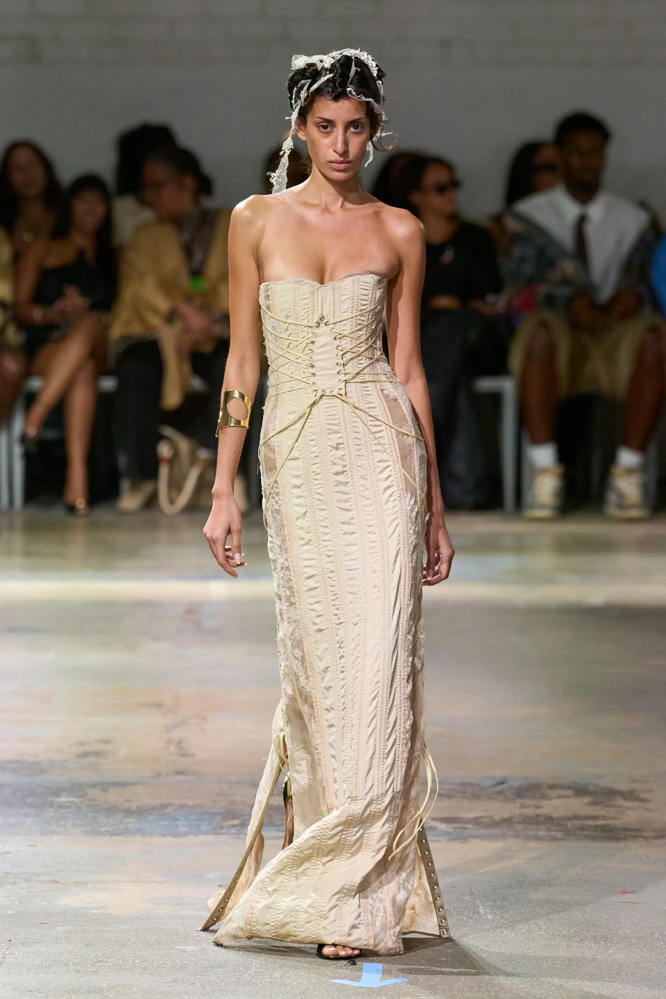 00034-who-decides-war-spring-2026-ready-to-wear-credit-gorunway.webp
