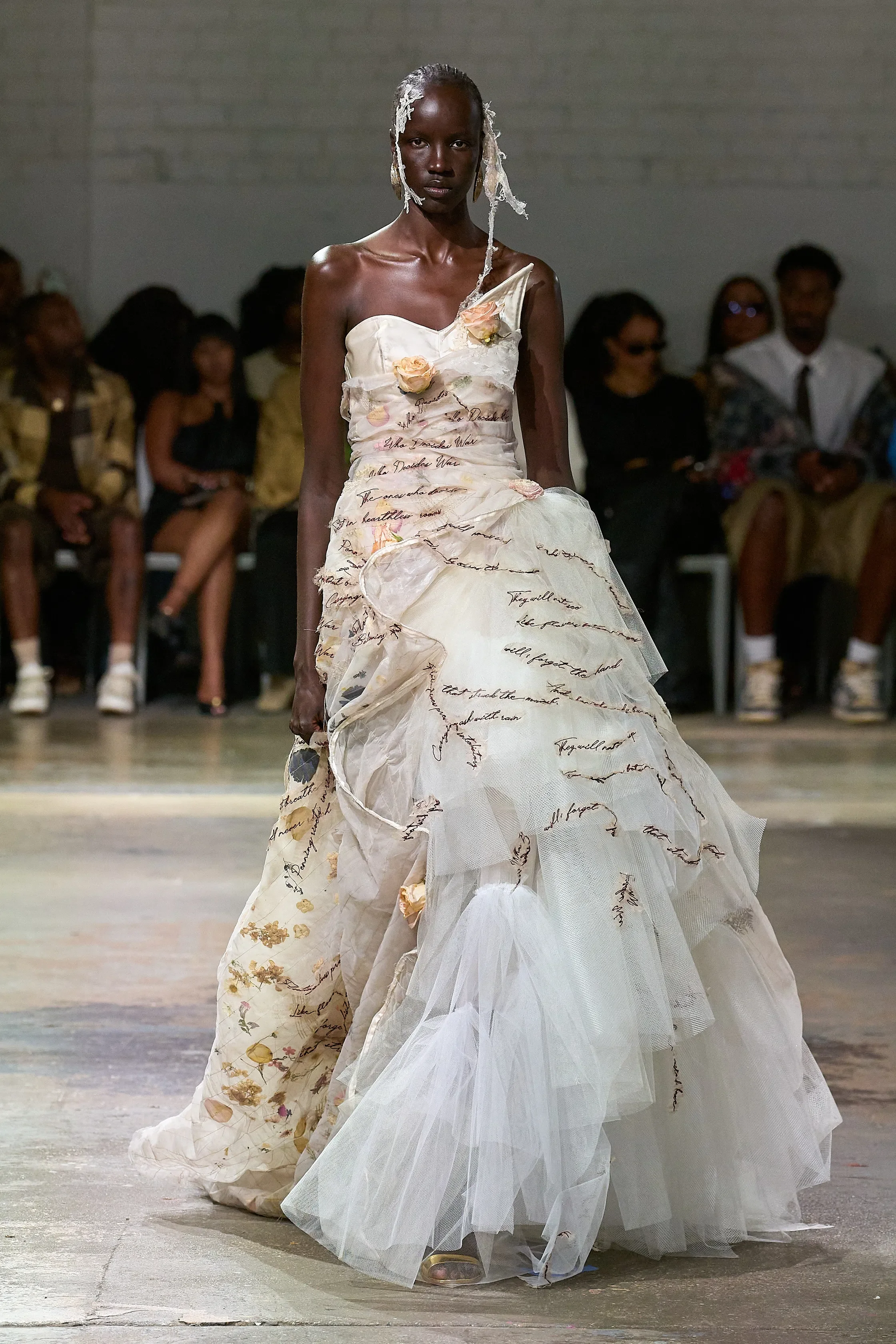 00043-who-decides-war-spring-2026-ready-to-wear-credit-gorunway.webp