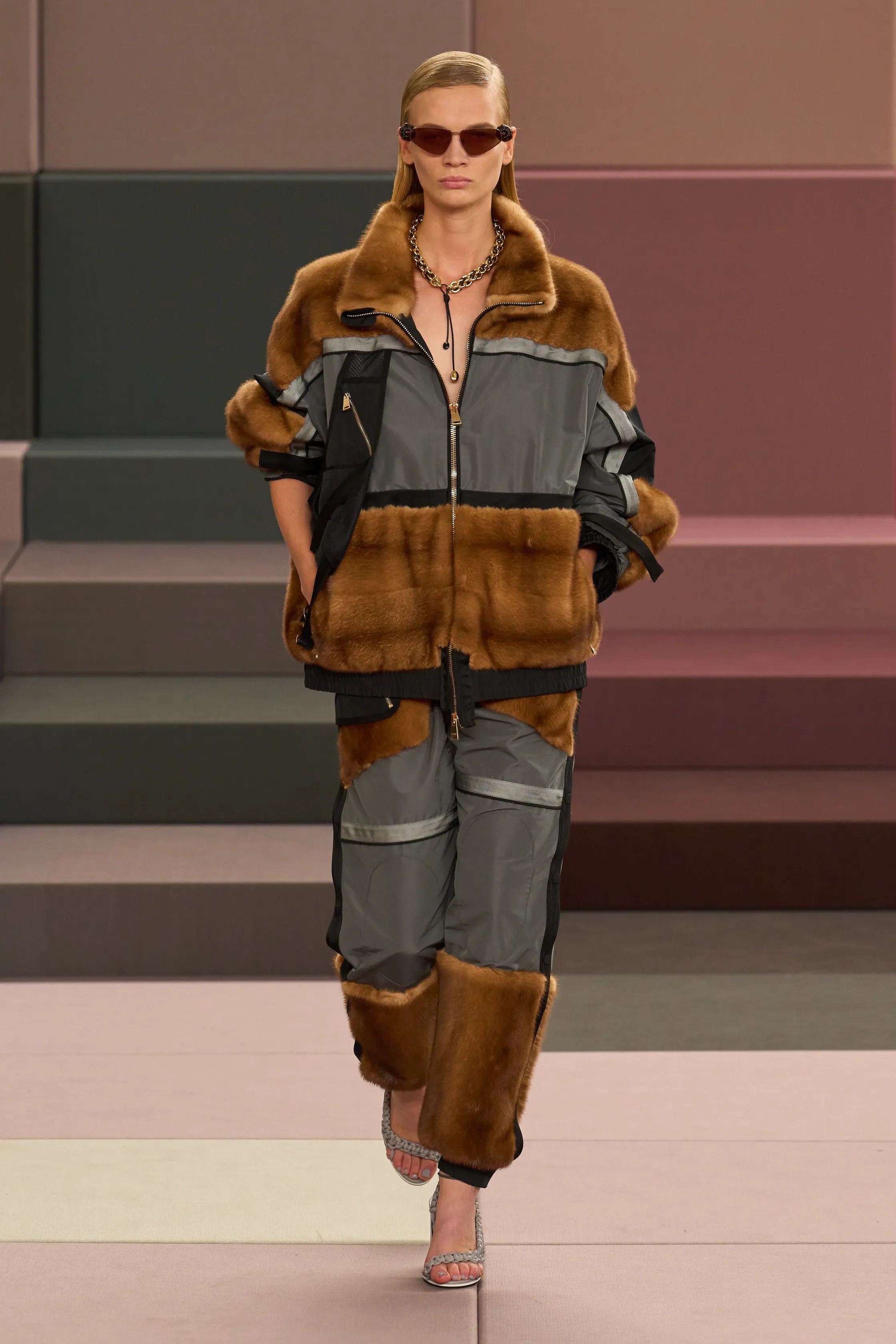 00039-fendi-spring-2026-ready-to-wear-credit-gorunway.webp