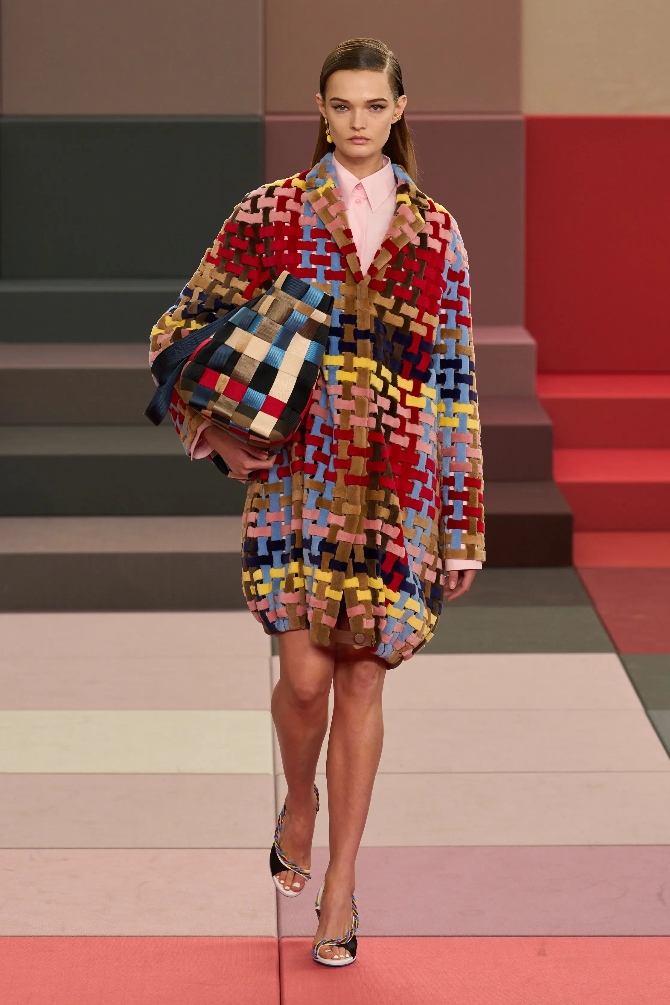 00023-fendi-spring-2026-ready-to-wear-credit-gorunway.webp