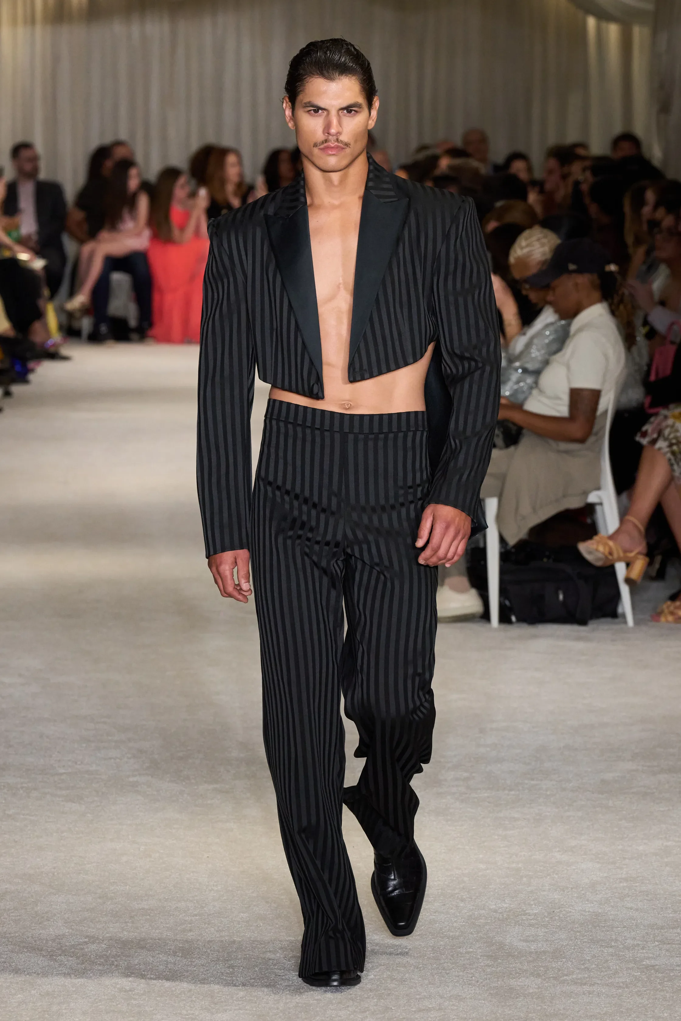00023-christian-siriano-spring-2026-ready-to-wear-credit-gorunway.webp
