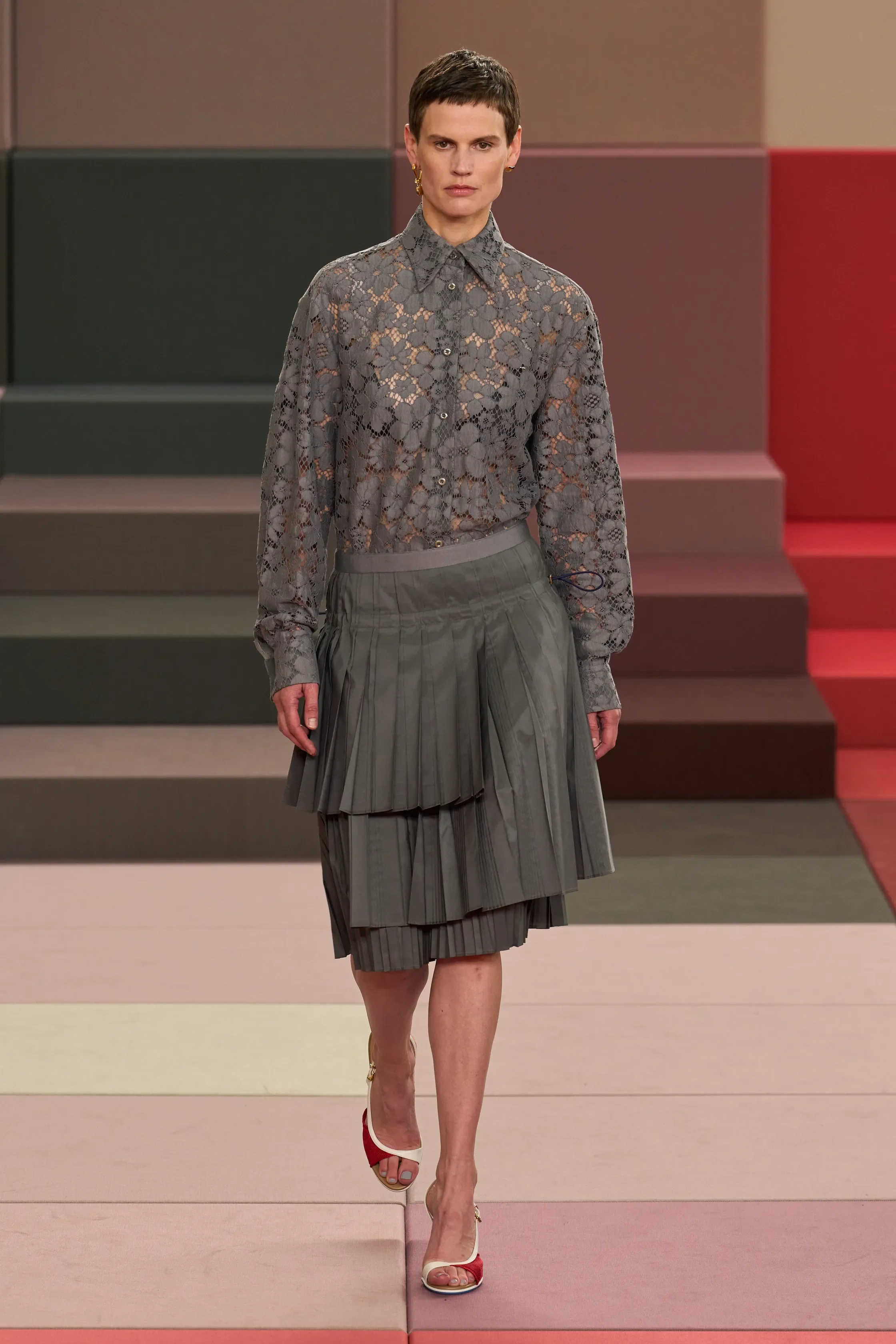 00014-fendi-spring-2026-ready-to-wear-credit-gorunway.webp
