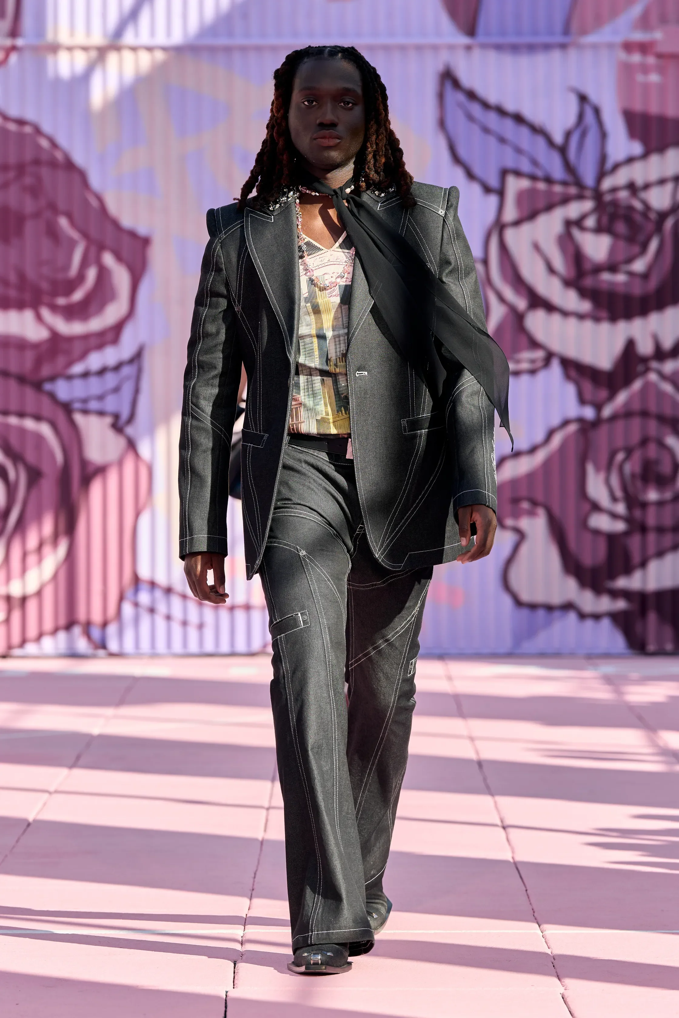 00025-off-white-spring-2026-ready-to-wear-credit-gorunway.webp