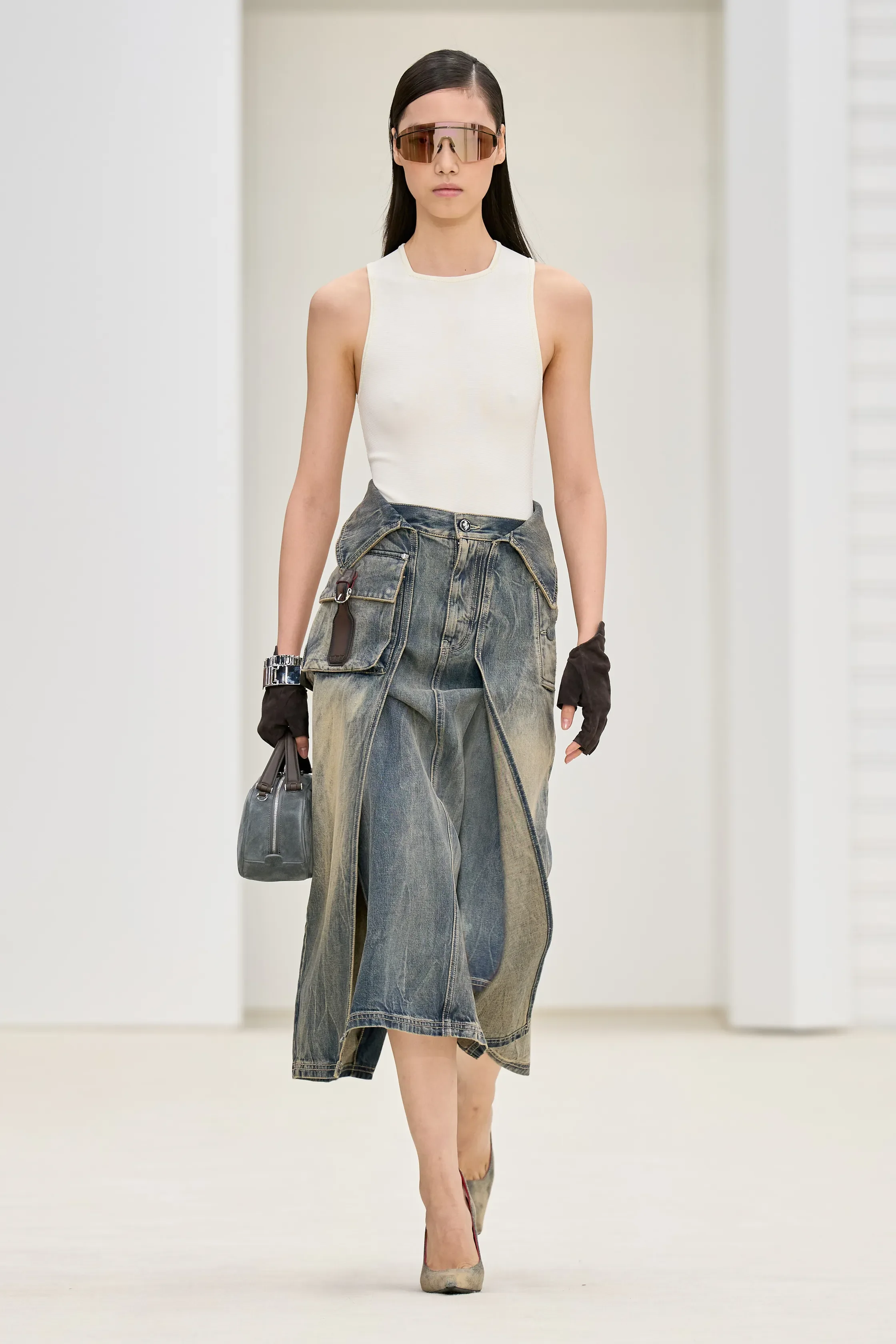 00020-ferrari-spring-2026-ready-to-wear-credit-gorunway.webp