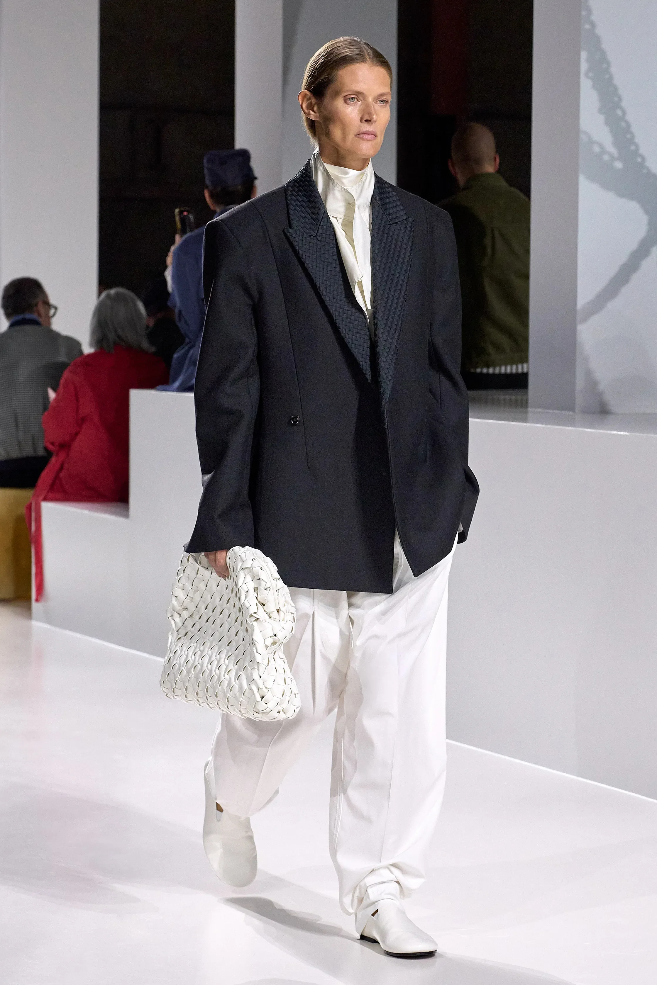 00012-bottega-veneta-spring-2026-ready-to-wear-credit-gorunway.webp