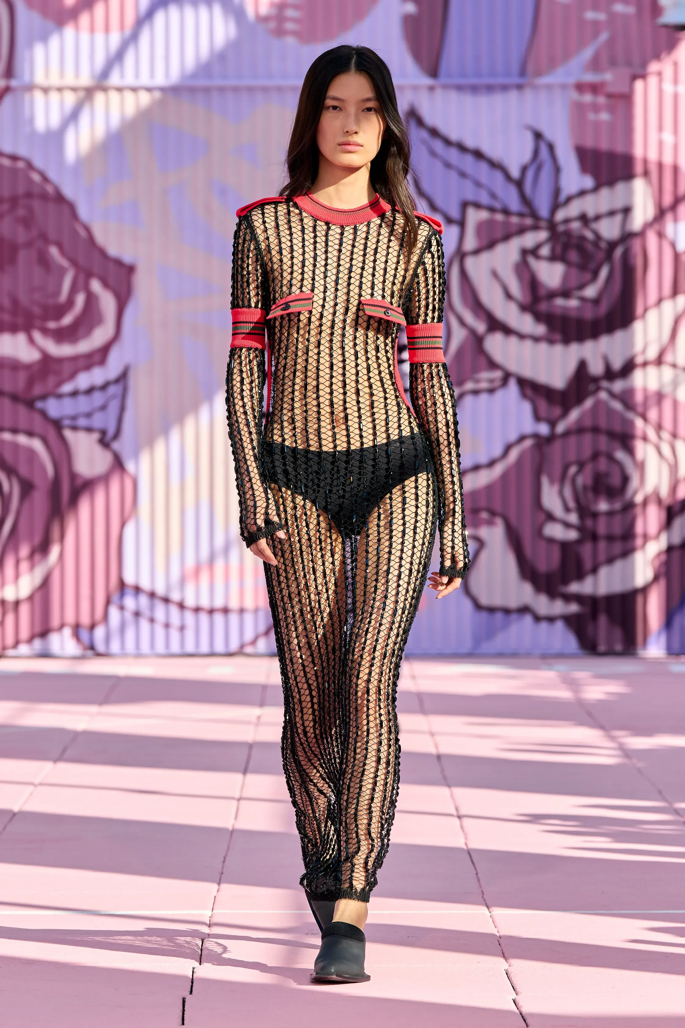 00008-off-white-spring-2026-ready-to-wear-credit-gorunway.webp