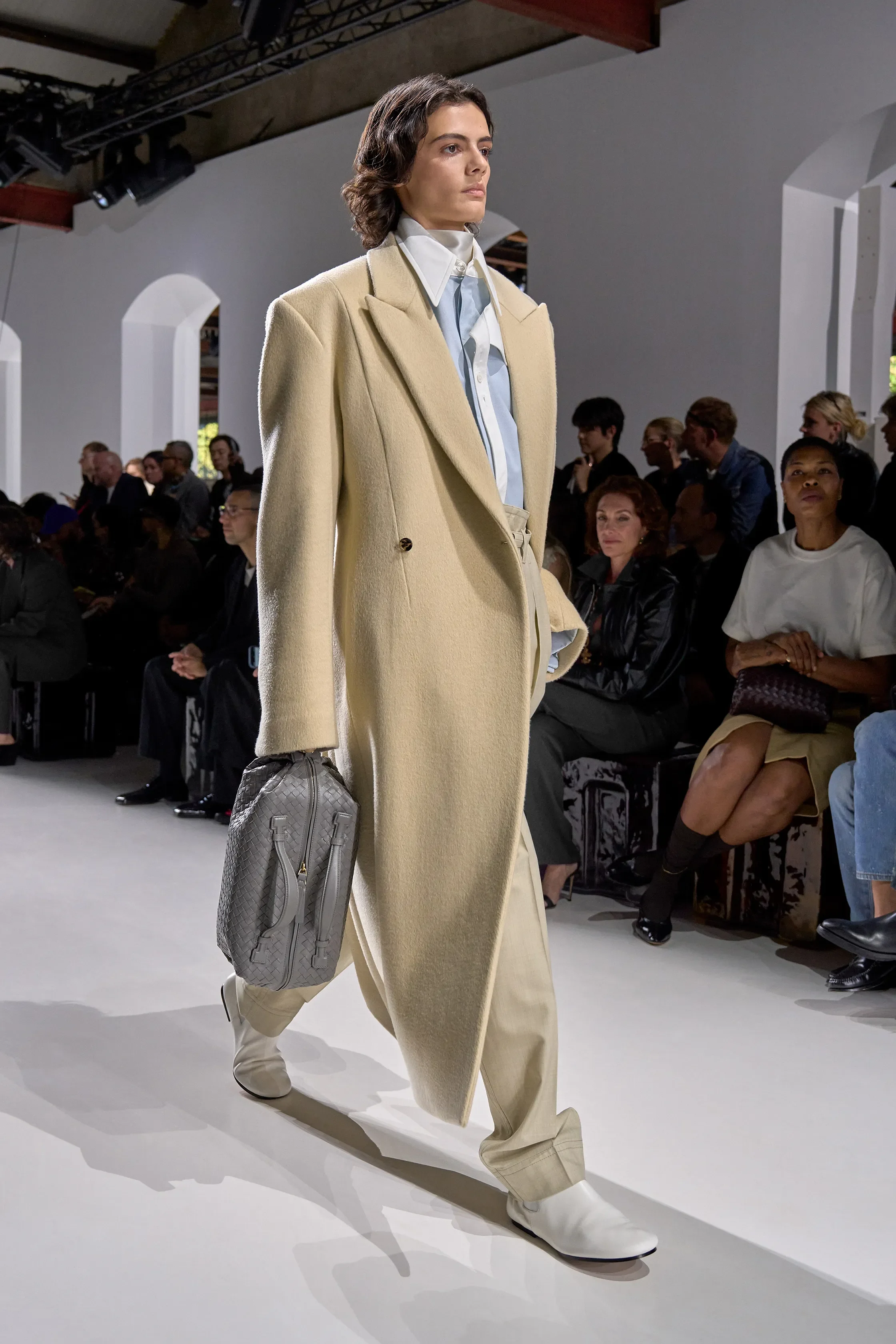 00039-bottega-veneta-spring-2026-ready-to-wear-credit-gorunway.webp