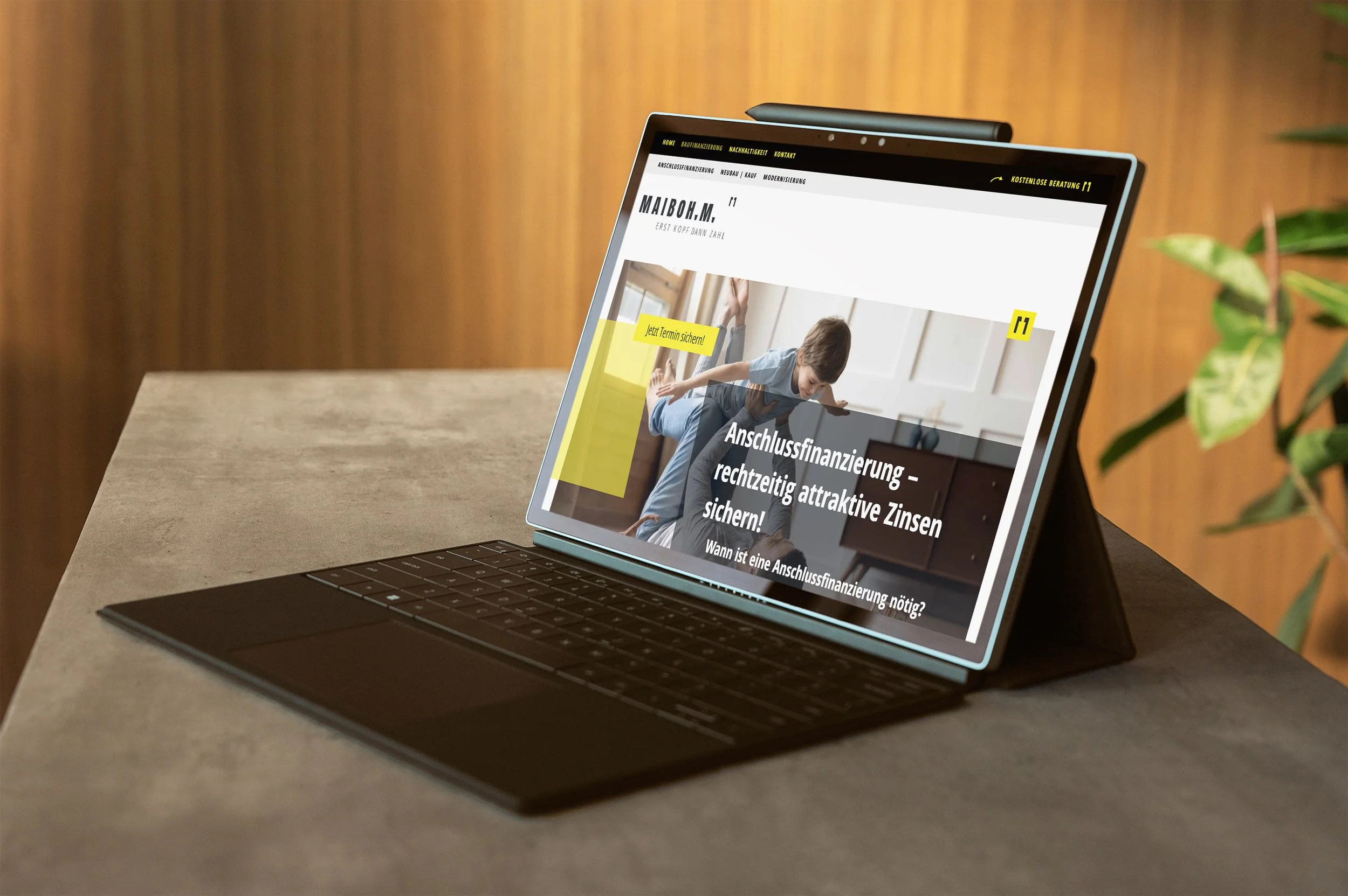 Webdesign und Branding für einen Versicherungsberater - reduziert, vertrauensvoll, ausdrucksstark.