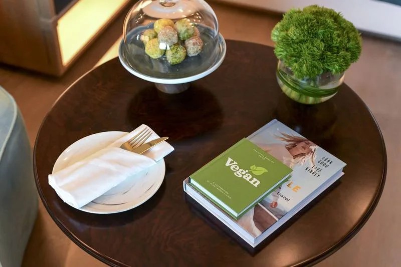 Emirates palace introduces vegans rooms.jpg
