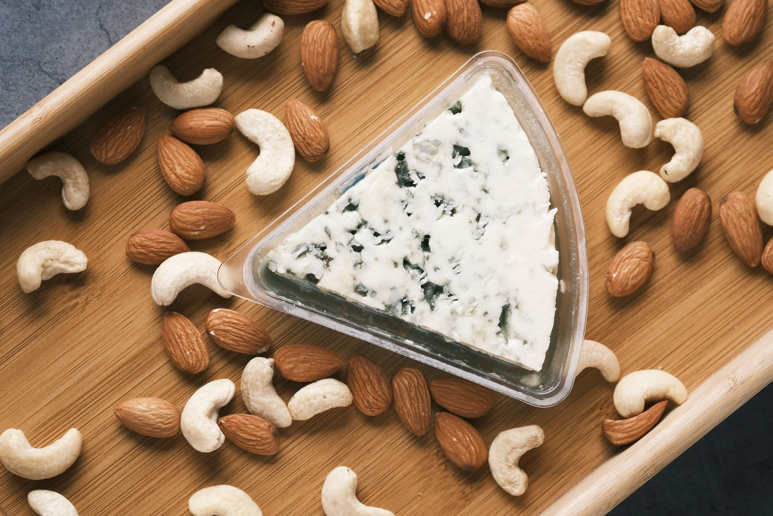 The recent ban on vegan cheese in Turkey has been deemed by the TVD as a violation of rights.