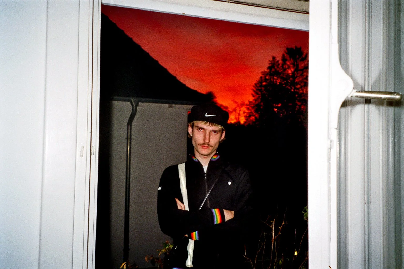 imm030_33.jpg
