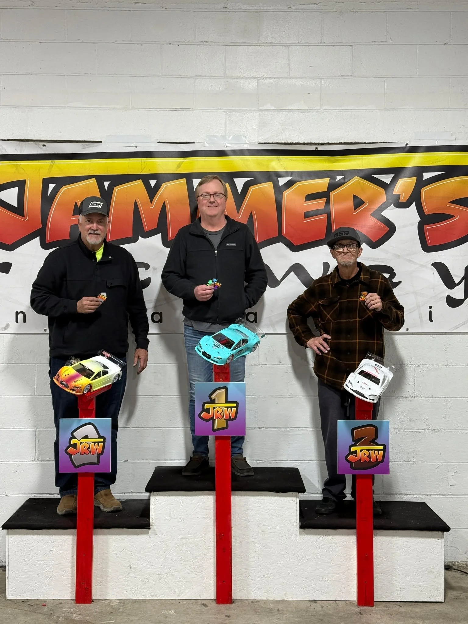 Sorry for the delay, that's on me (Rob)! Tuesday night On-Road. While Chris Simpson pulled off a double 1st/TQ for the night, your Jammer's co-owner (Rob again) pulled off an equally impressive double last place!

21.5 TC
1) CHRIS SIMPSON (TQ)
2) GRE