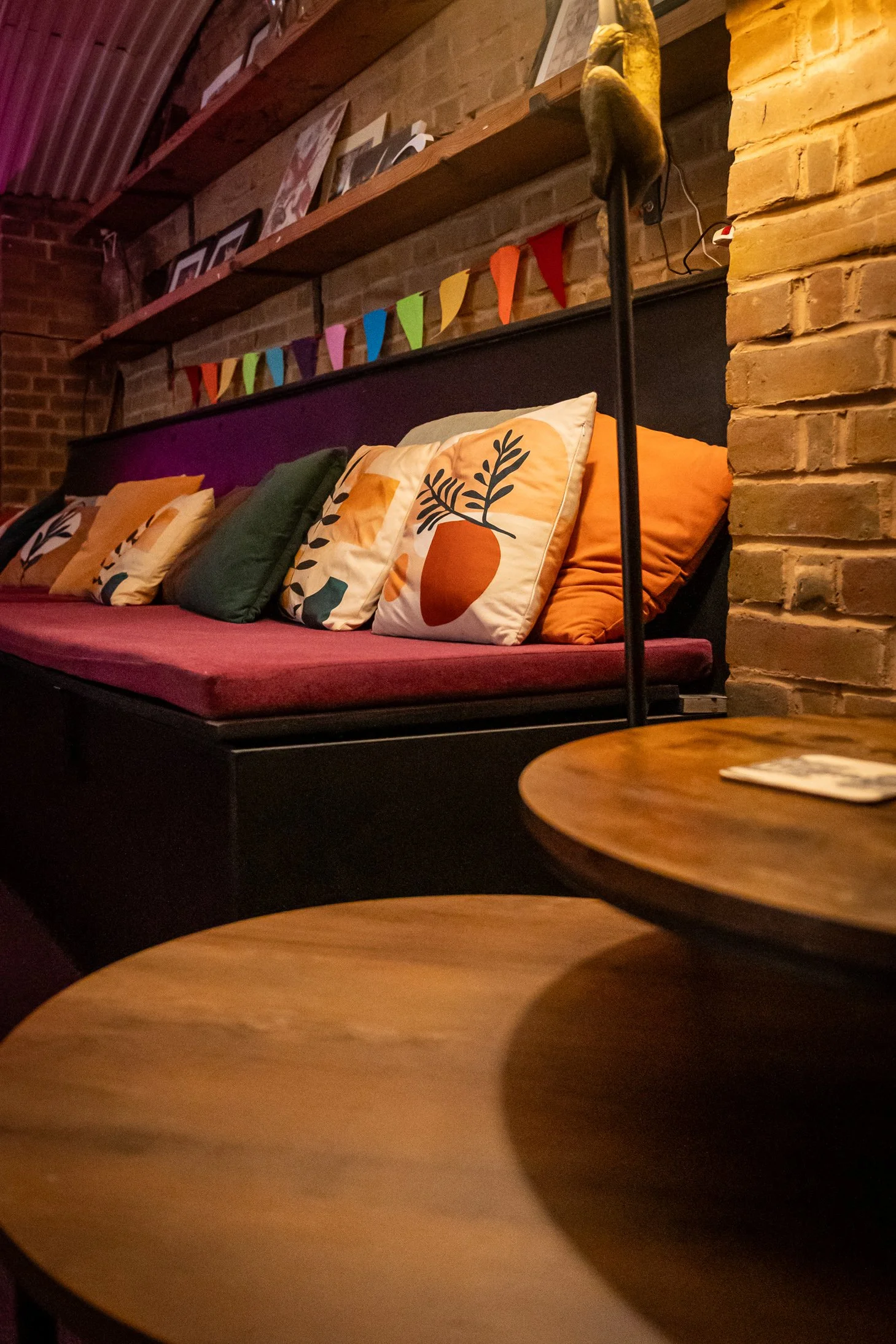 Studio Features Ph25.jpg