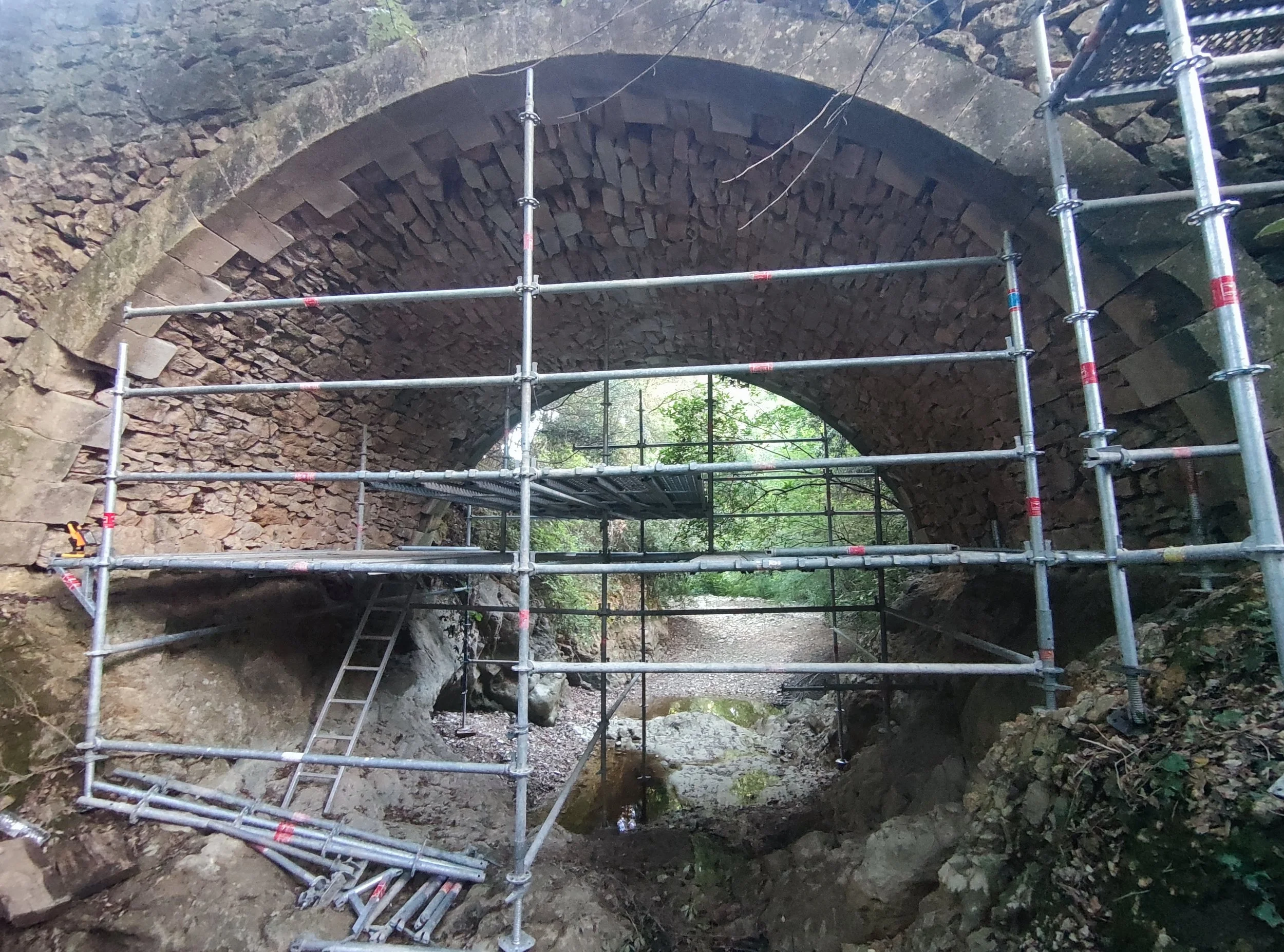 Expertise chiroptères d’un ouvrage d’art sur la commune d’Aigaliers (30). Diagnostic et préconisations de gestion en prévision de travaux de restauration - ECTOPHYLLA
