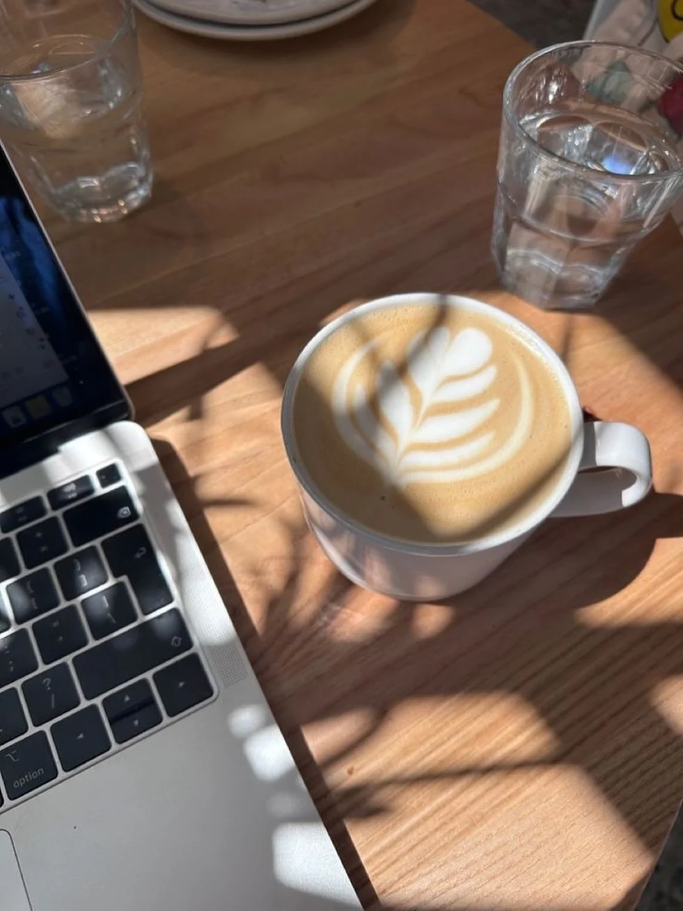 Made it to halfway through the week ☕️

Mid-week is the perfect time to pause, take a breath &mdash; and check in with yourself.
✨ What&rsquo;s feeling heavy on your to-do list?
✨ What could you delegate to your PA?
✨ What still needs to be achieved 