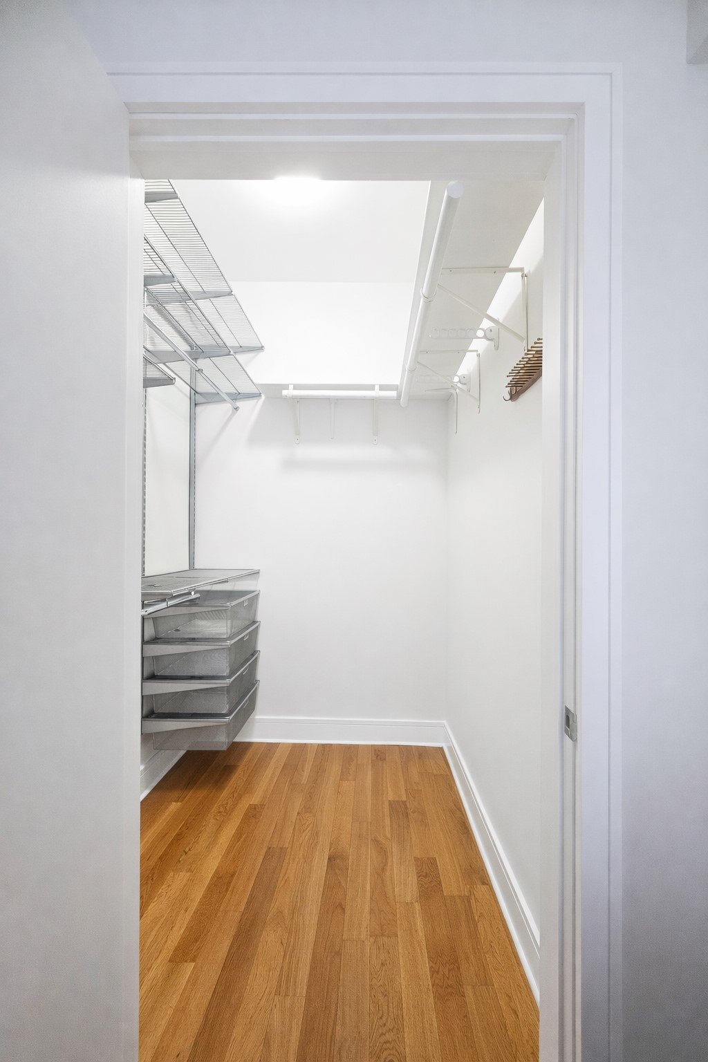 Walk -in closet.jpeg