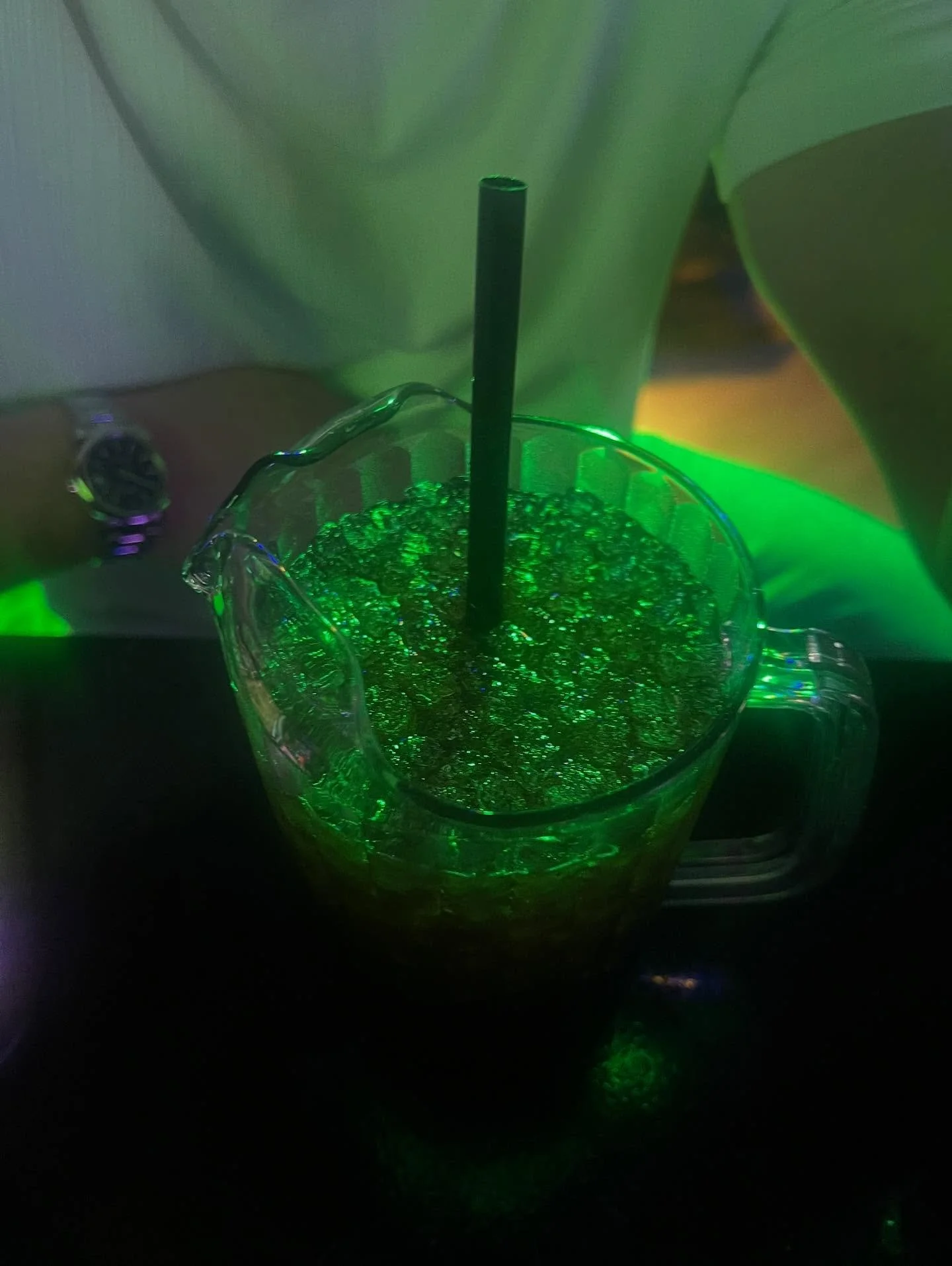 It&rsquo;s Thursday and you know what that means! Progressive well pitchers 😍 Doors open at 6PM!
($1) 8-9
($2) 9-10
($3) 10-11
($4) 11-12
($5) 12-Close
-
#hazzardcounty #iowacity#downtowniowacity #americansaloon #hazzardcountyiowacity #thursday #goi