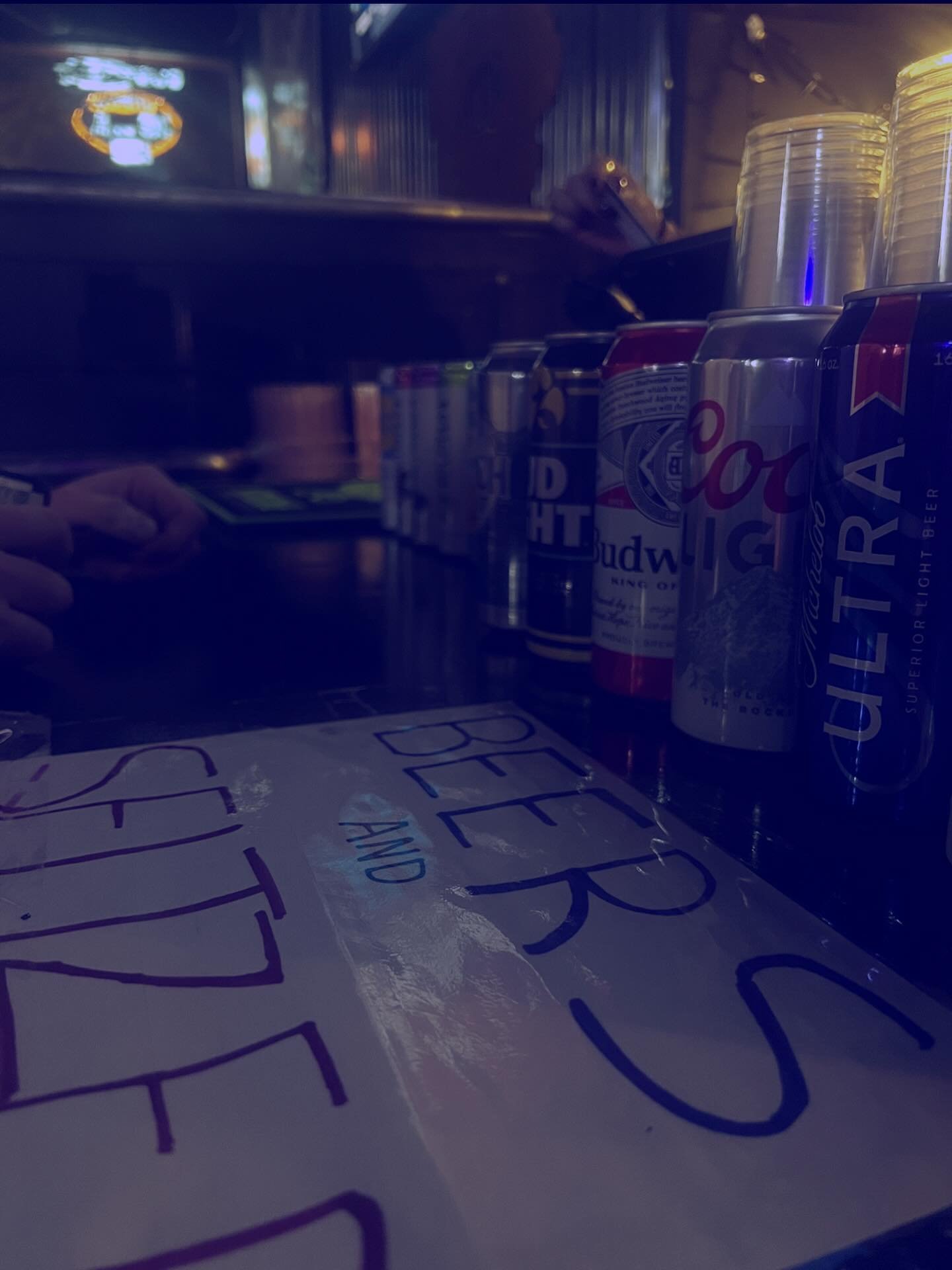 Happy Saturday folks 😌 celebrate a Hawkeye basketball win the right way with us at Hazzards County 😎
-
#hazzardcounty #iowacity #iowahawkeyes #goingout #saturday #downtowniowacity #americansaloon