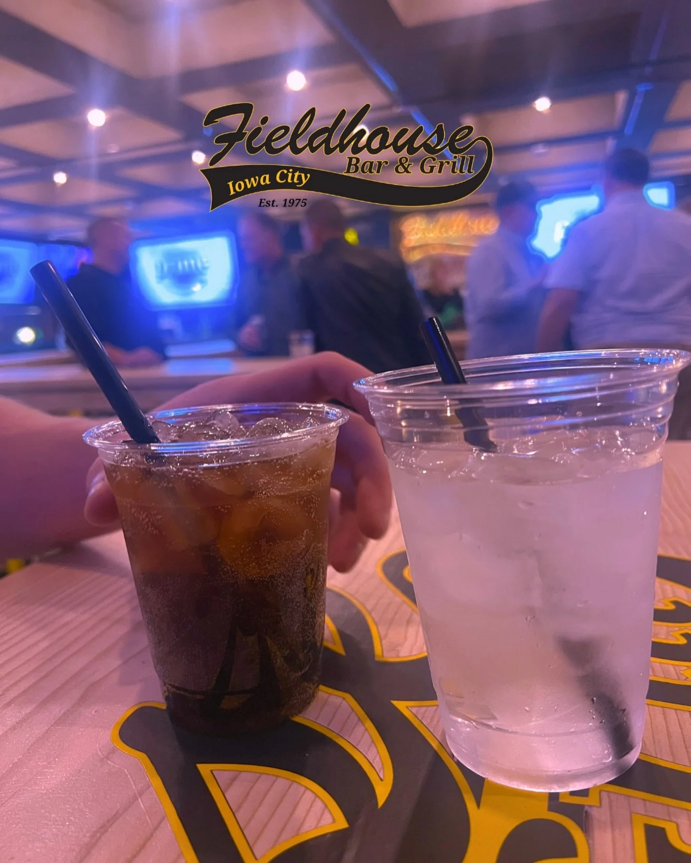 Hydration comes in many forms 😉 Grab a drink (or three) with us TONIGHT! 
-
#fieldhouseic #fieldhouse #fieldhouseiowacity #weekend #welldrinks #goingout #downtowniowacity #iowacity