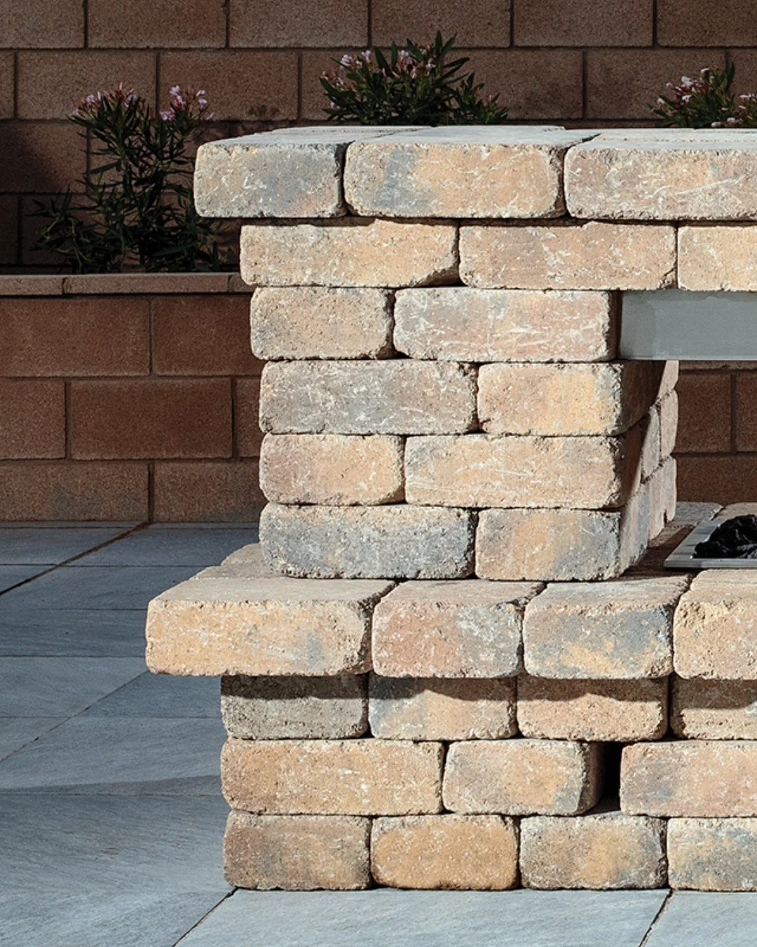 Bring the heat 🔥 Fire features like this turn any outdoor space into the ultimate hangout. Built with Firegear quality, designed to level up every night outside.⁠
-⁠
#outdoorliving #firepit #firegear #swipe #firefeature