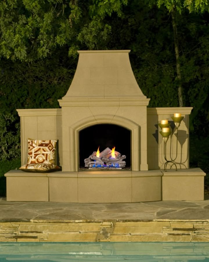 Meet the all-new Real Fyre Driftwood Gas Logs. With a warm medium-brown finish and natural wood details, they bring a timeless look to your fire. 

Featured here inside the stunning Grand Phoenix fireplace by American Fyre Designs, this pairing bring