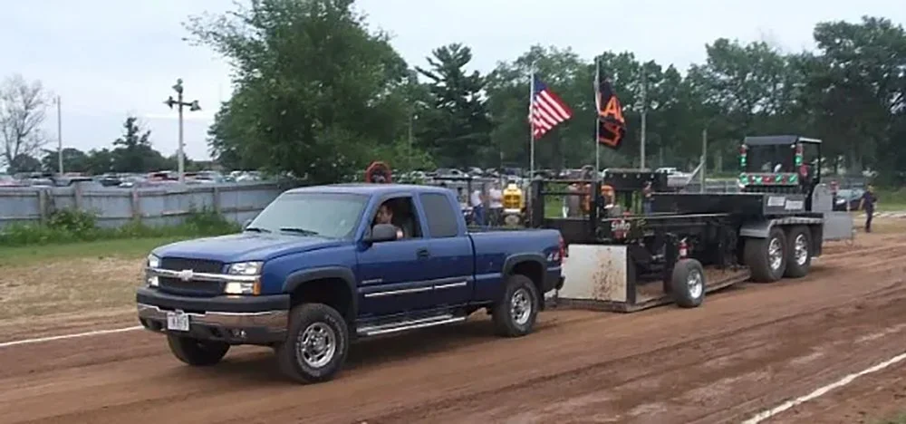 Truck pull.jpg
