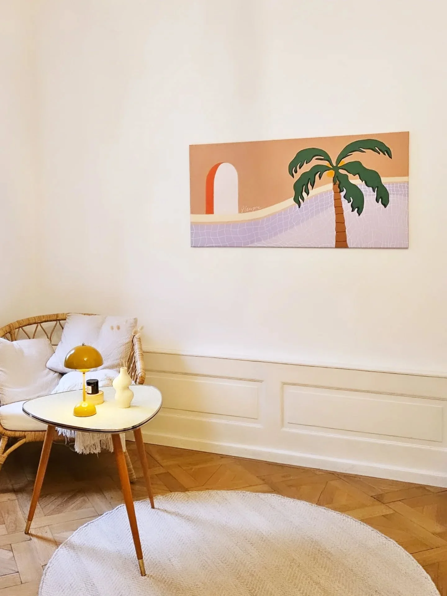 Seeing my art on your walls is the best part! This painting from my "Plants by the Pool" series was a dream to create, especially with the client's request for a sunny palette of coral and lilac tones. 🌴

Ready to transform your space? Sen