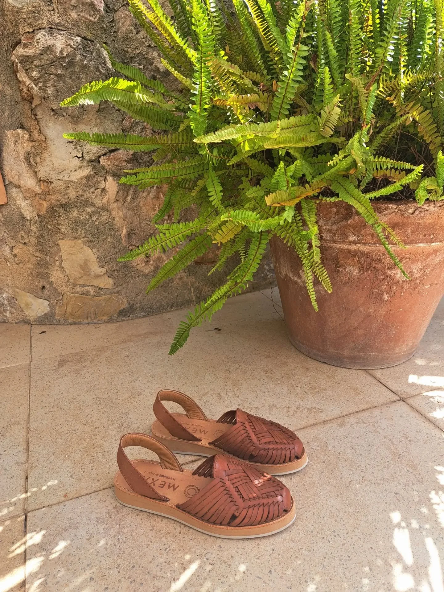 Postcards of Mallorca... and the art of noticing.

I am always impressed how much beauty you'll find on this little island and how much inspires my everyday work.

#mallorca #mediterraneanvibes #mallorcainspiration #mediterraneansummer #summergirl