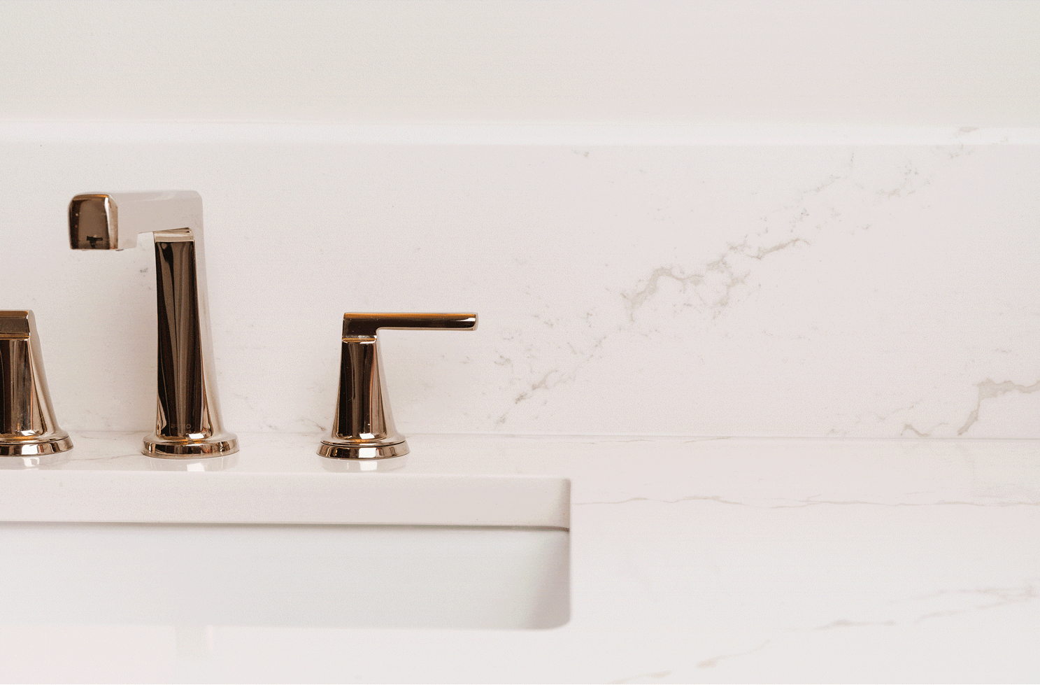 Small-Business-Product-Photography-by-Laura-Grace-Sears-Mushaboom-Studio-Arame1.gif