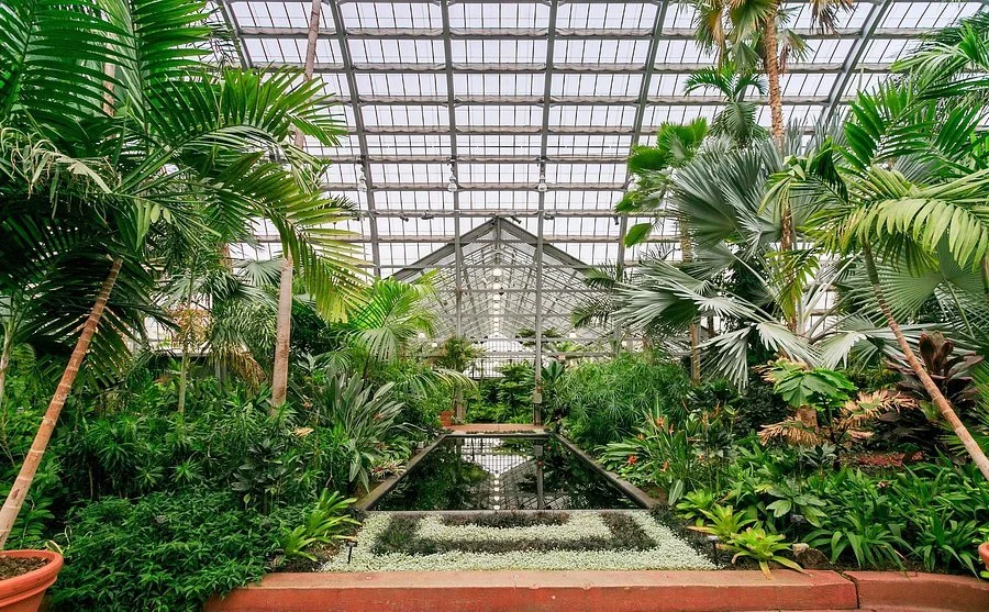 Explore Garfield Park Conservatory&mdash;Indy&rsquo;s lushest urban hideaway! (15min drive) #thingstodo #nature
#Greenwood #Indianapolis #apartmentlocator