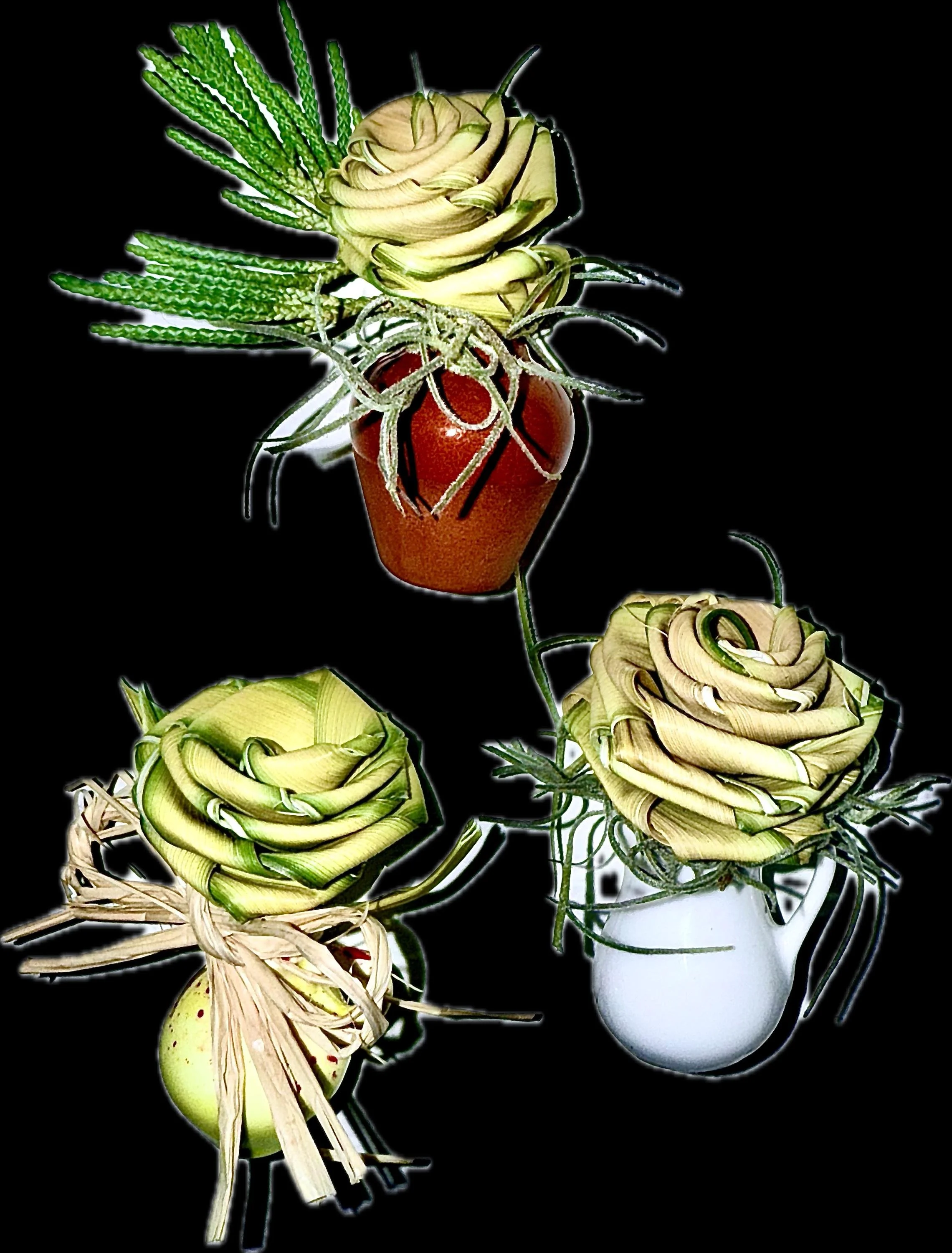 Rustic handmade palm vase for natural shelf décor