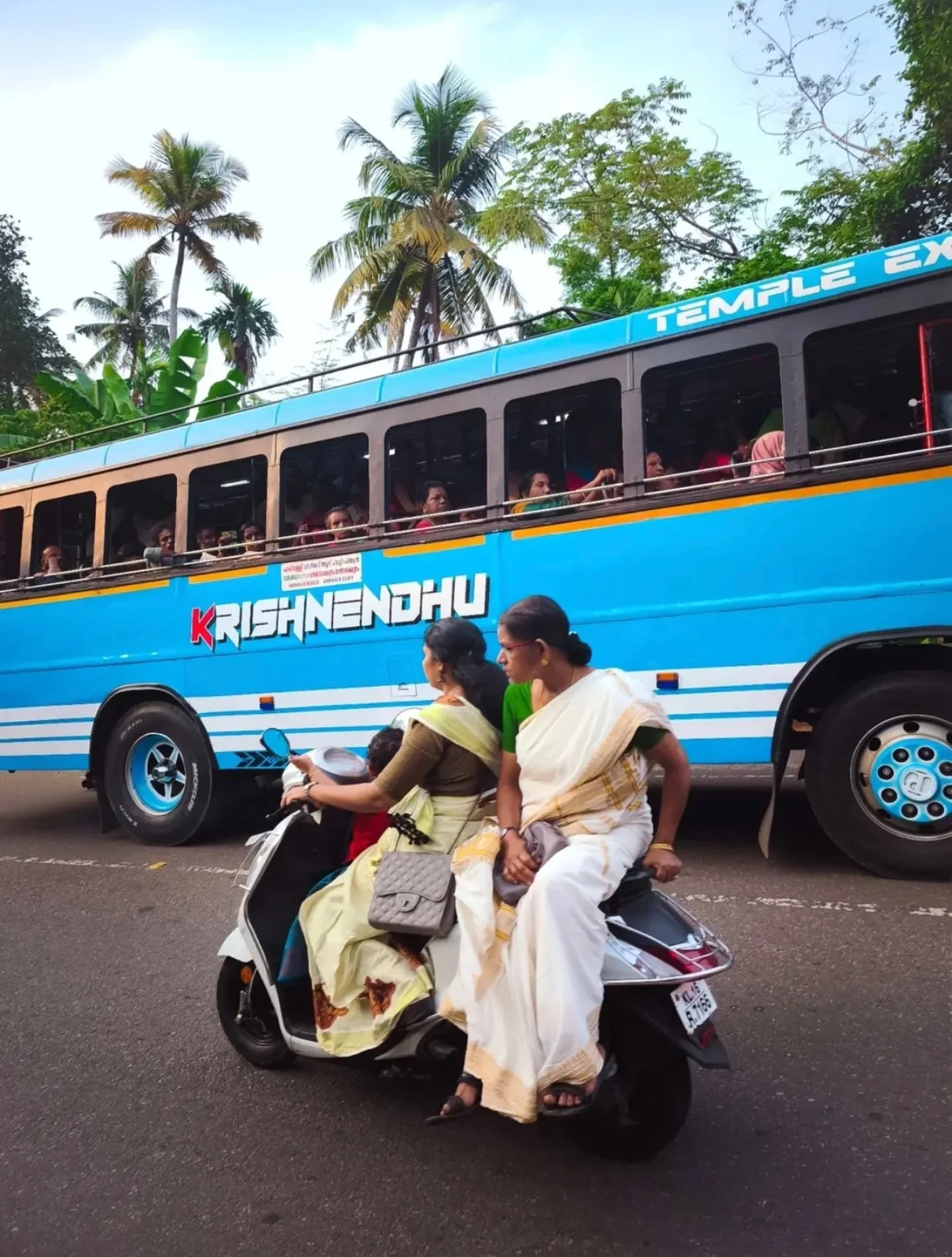 I find it interesting how colour can completely change the interpretation of the same moment. I rarely shoot black and white film, but experimenting with it in post can be fun to see how the mood shifts. A high-contrast, busy reality can flatten, sim