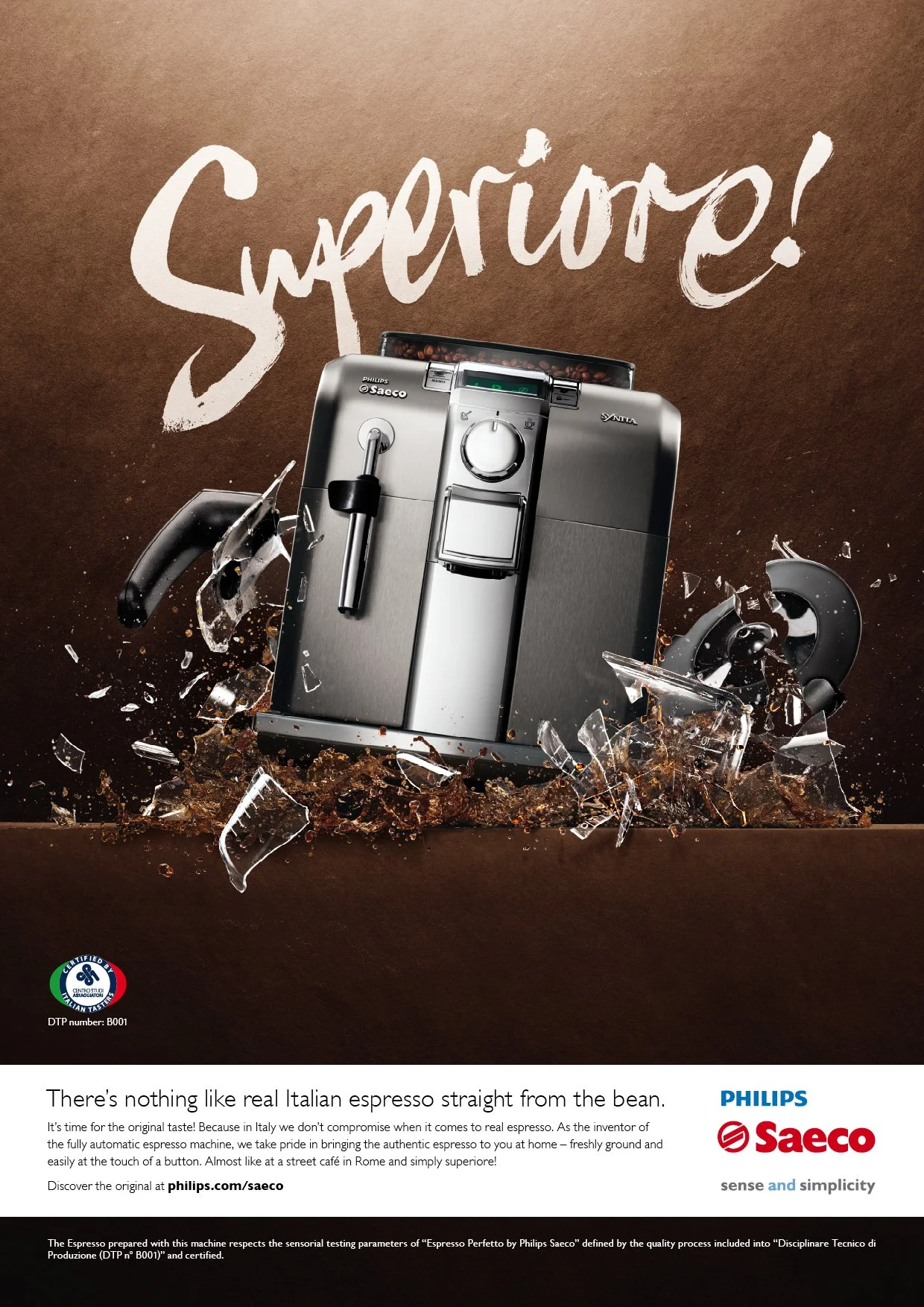 Ein Espressomaschine explodiert mit Glas- und Kaffeebohnen-Details im Vordergrund, der Titel 'Superiore!' im Hintergrund, Werbeanzeige für Philips Saeco Espresso.