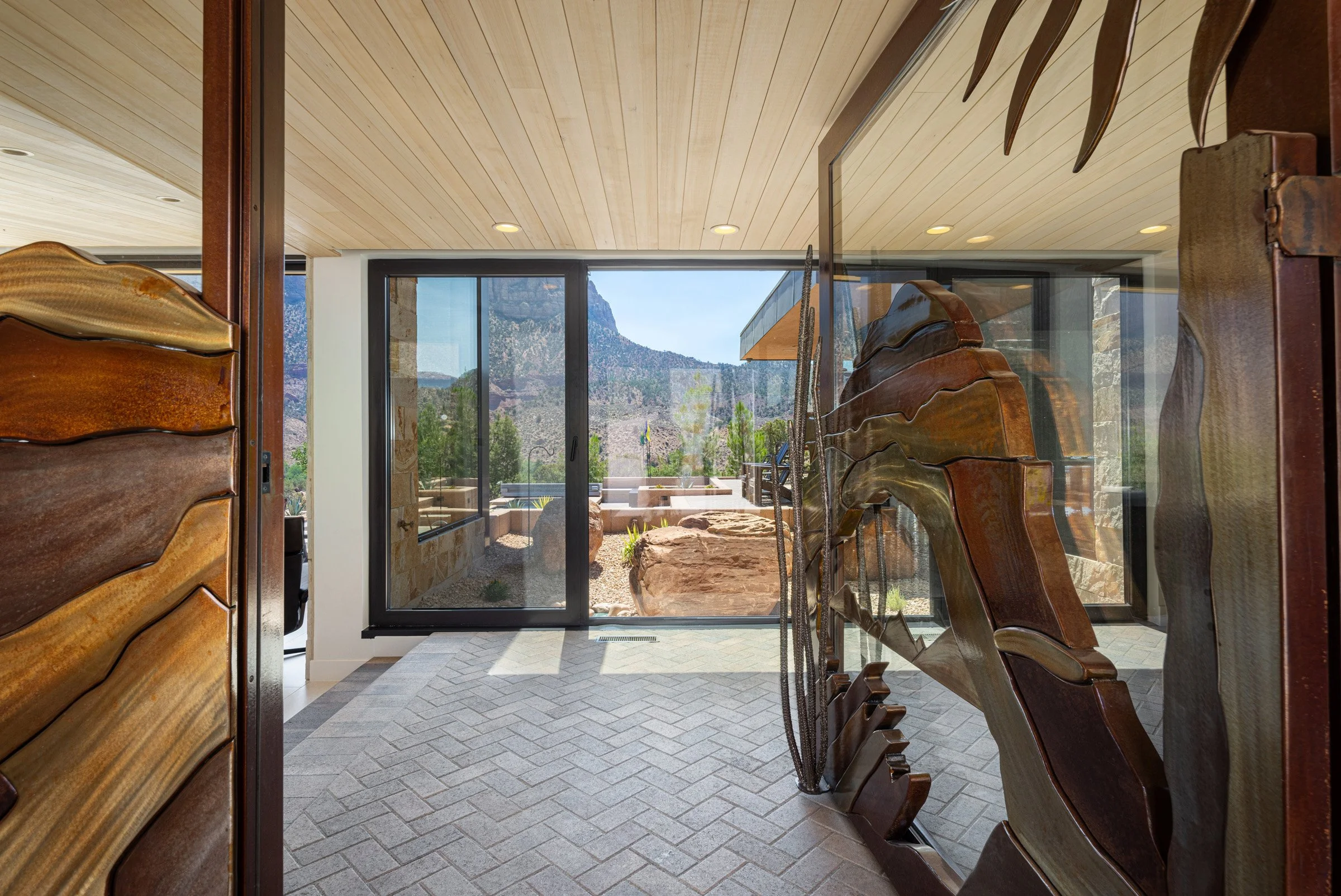 0130 Entrance-002.jpg