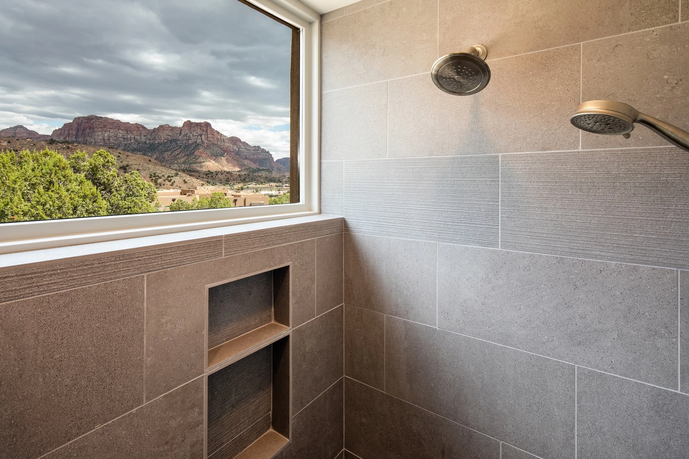 Photo-124397-0000 Home 3 Master Suite-010.jpg