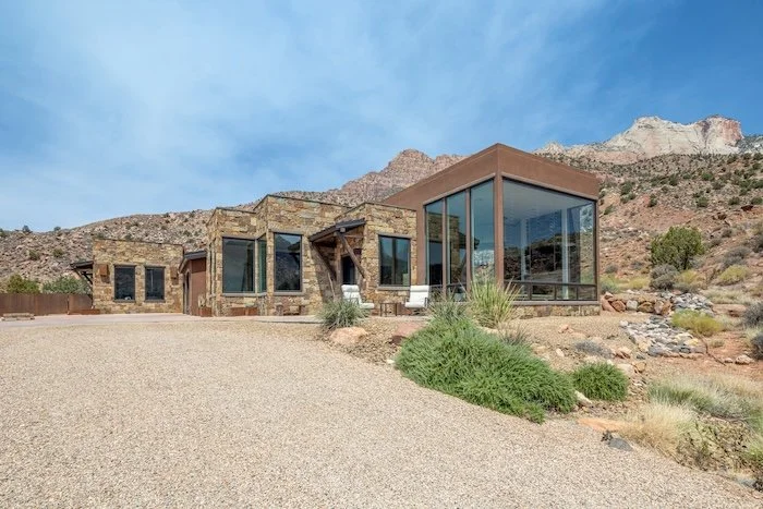 0070 Front Exterior-001.jpg