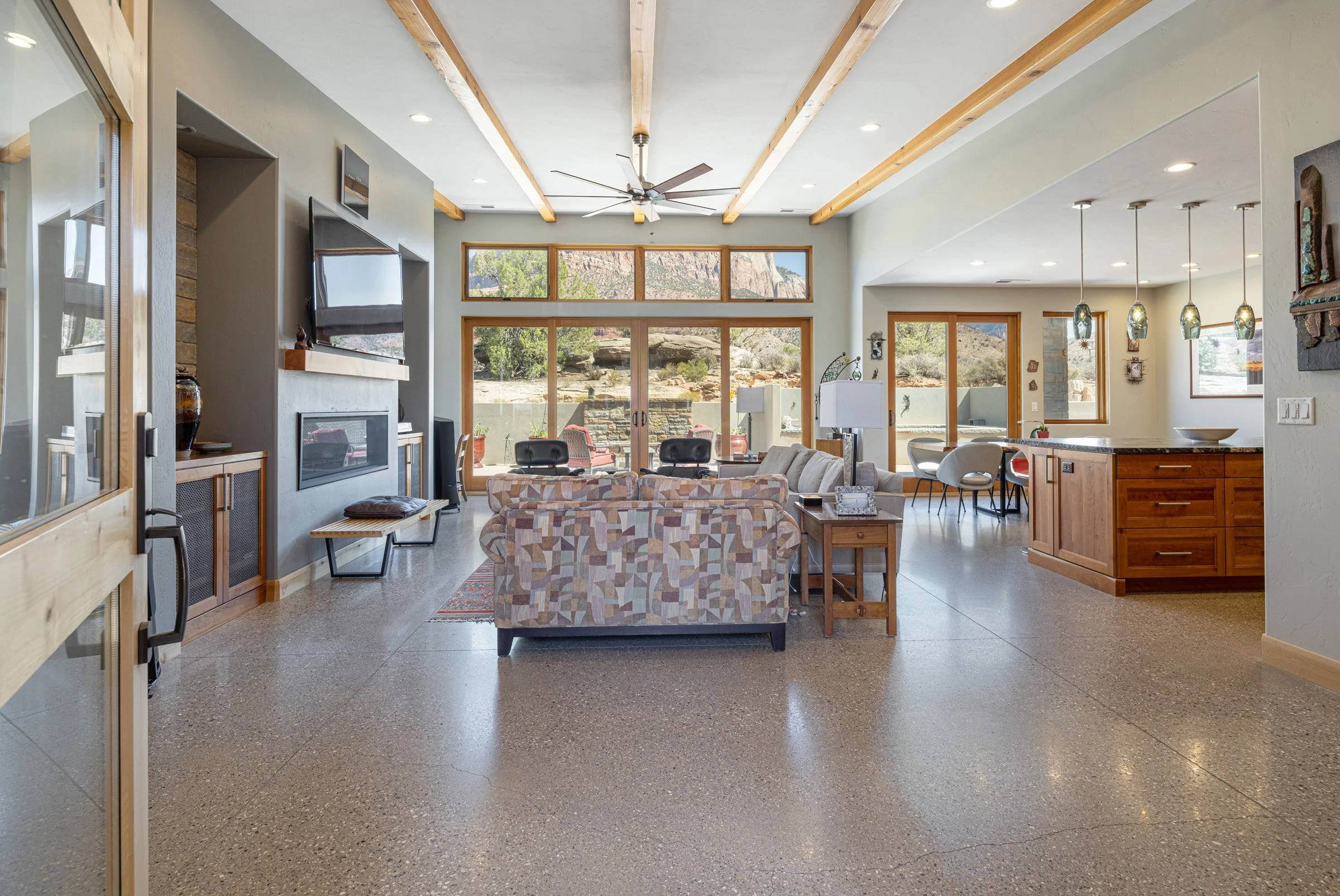 0130 Entrance-002.jpg